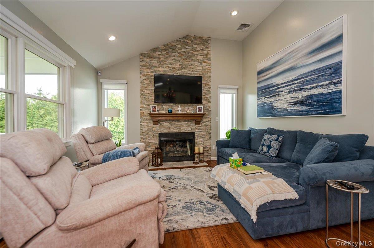 #10 photo, 525 Rocky Point Road, East Marion , NY 11939