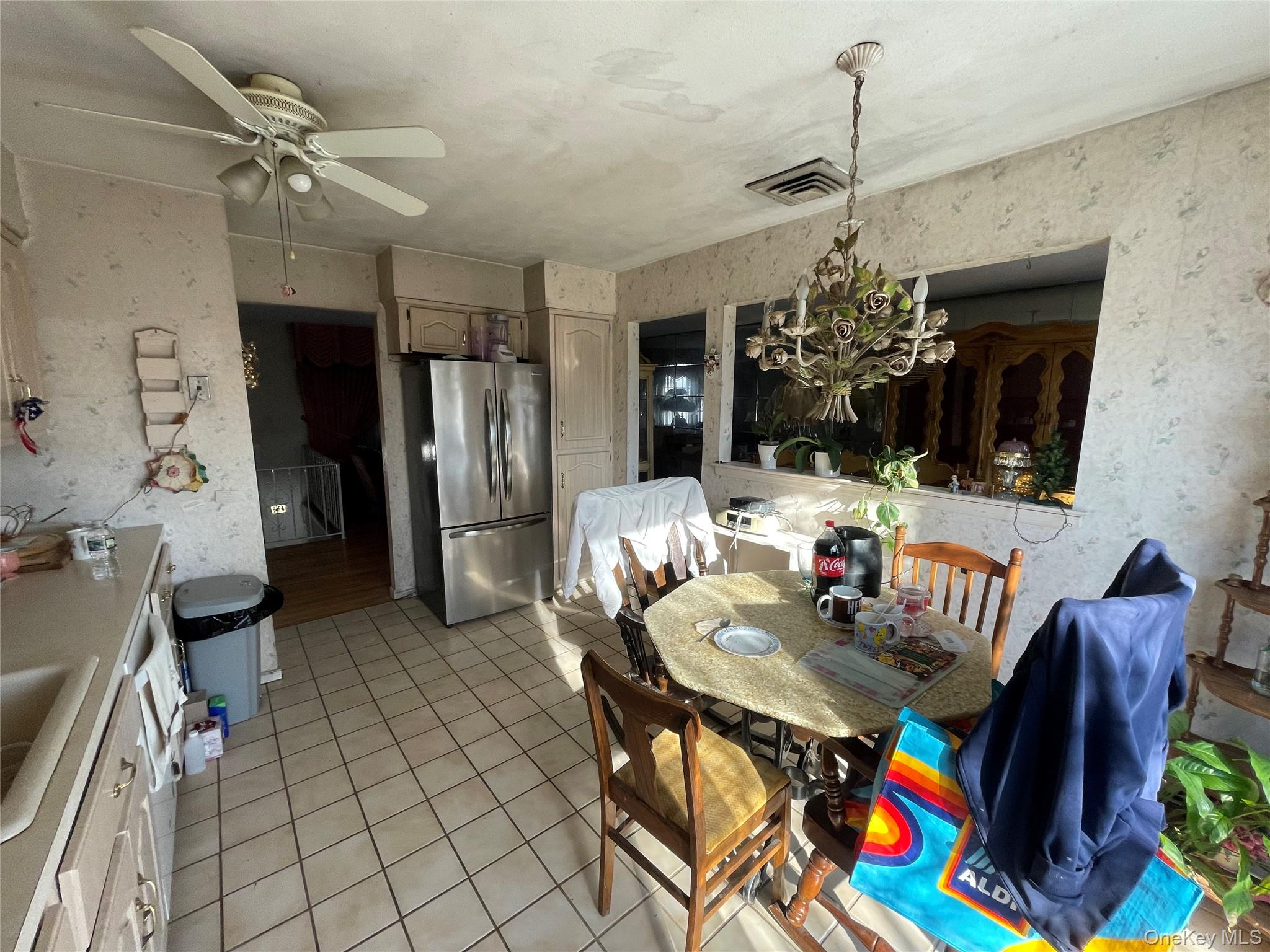 #11 photo, 840 Robin Court, Baldwin , NY 11510