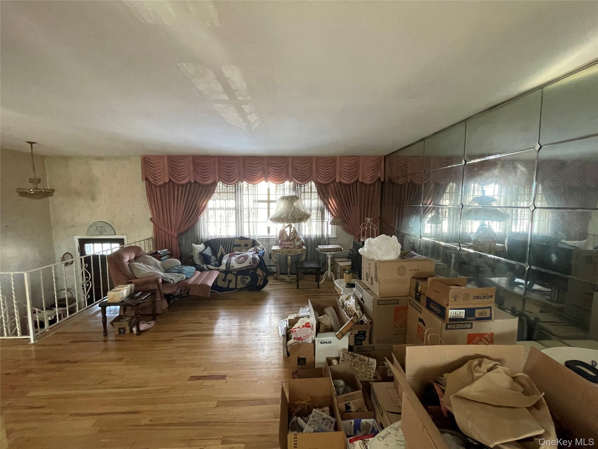 #8 photo, 840 Robin Court, Baldwin , NY 11510