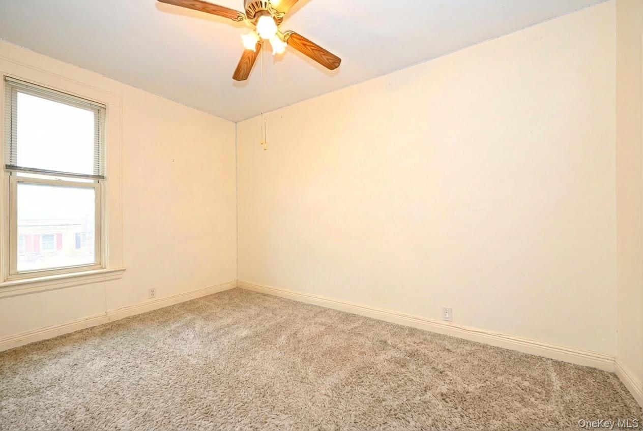 #8 photo, 72-19 72nd Street, Куинс ‖ Glendale , NY 11385