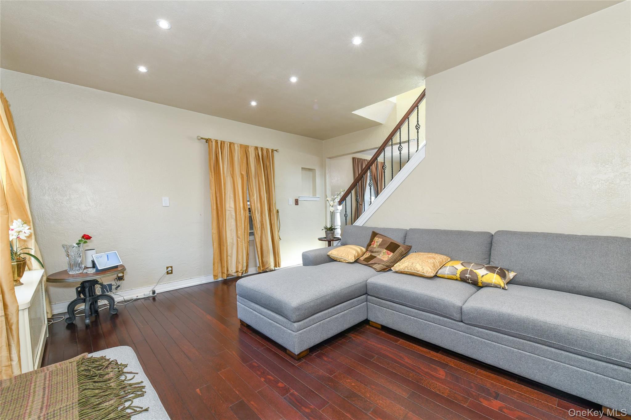 #14 photo, 131-07 Van Wyck Expressway, 뉴욕퀸즈 Jamaica , NY 11436