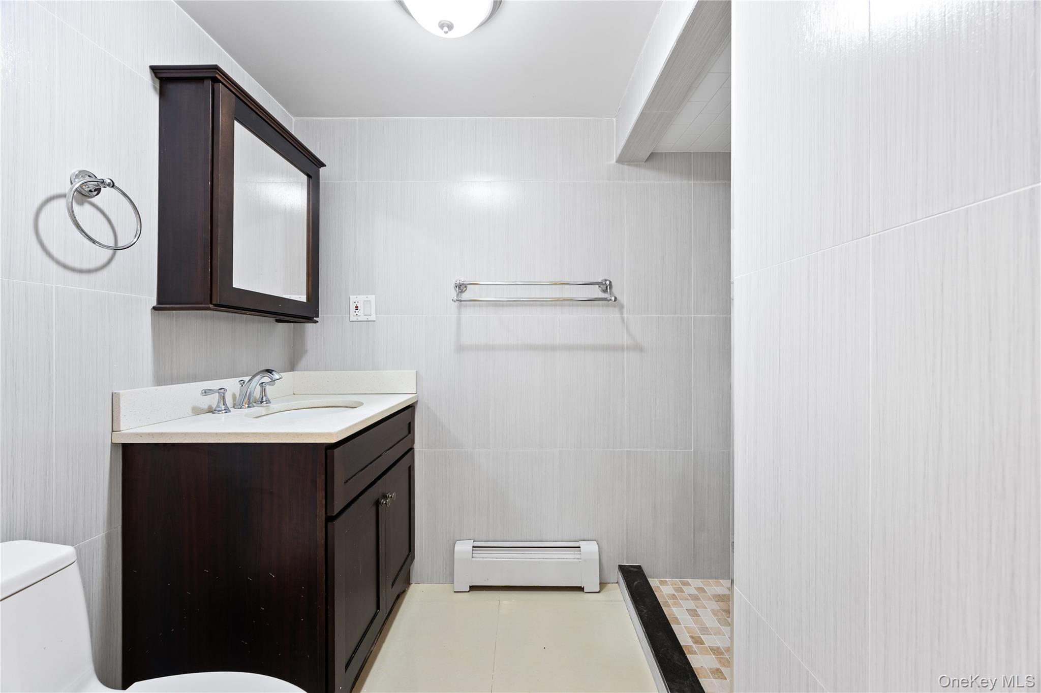 #17 photo, 198-06 51st Avenue, Fresh Meadows , NY 11365