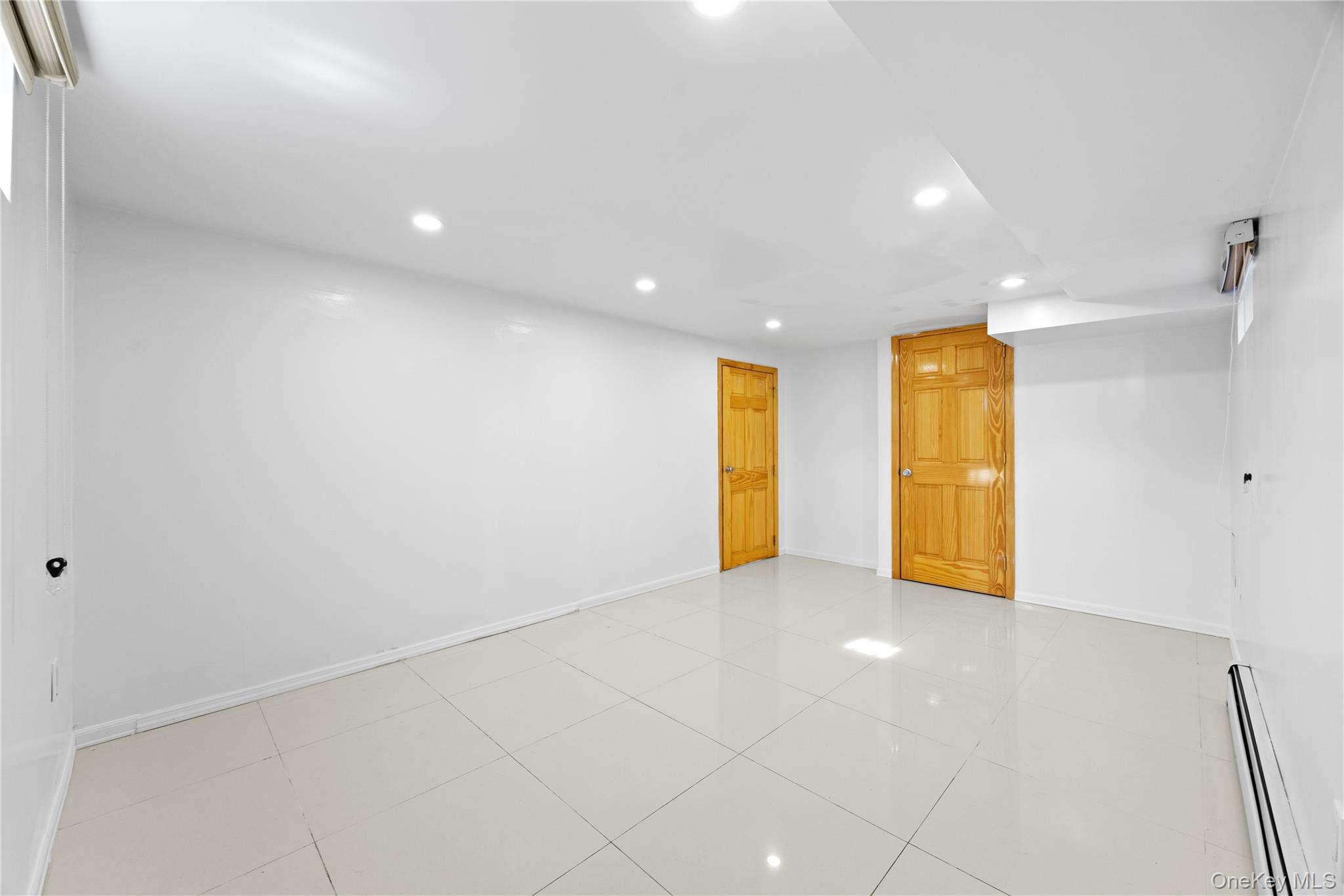 #20 photo, 198-06 51st Avenue, Fresh Meadows , NY 11365