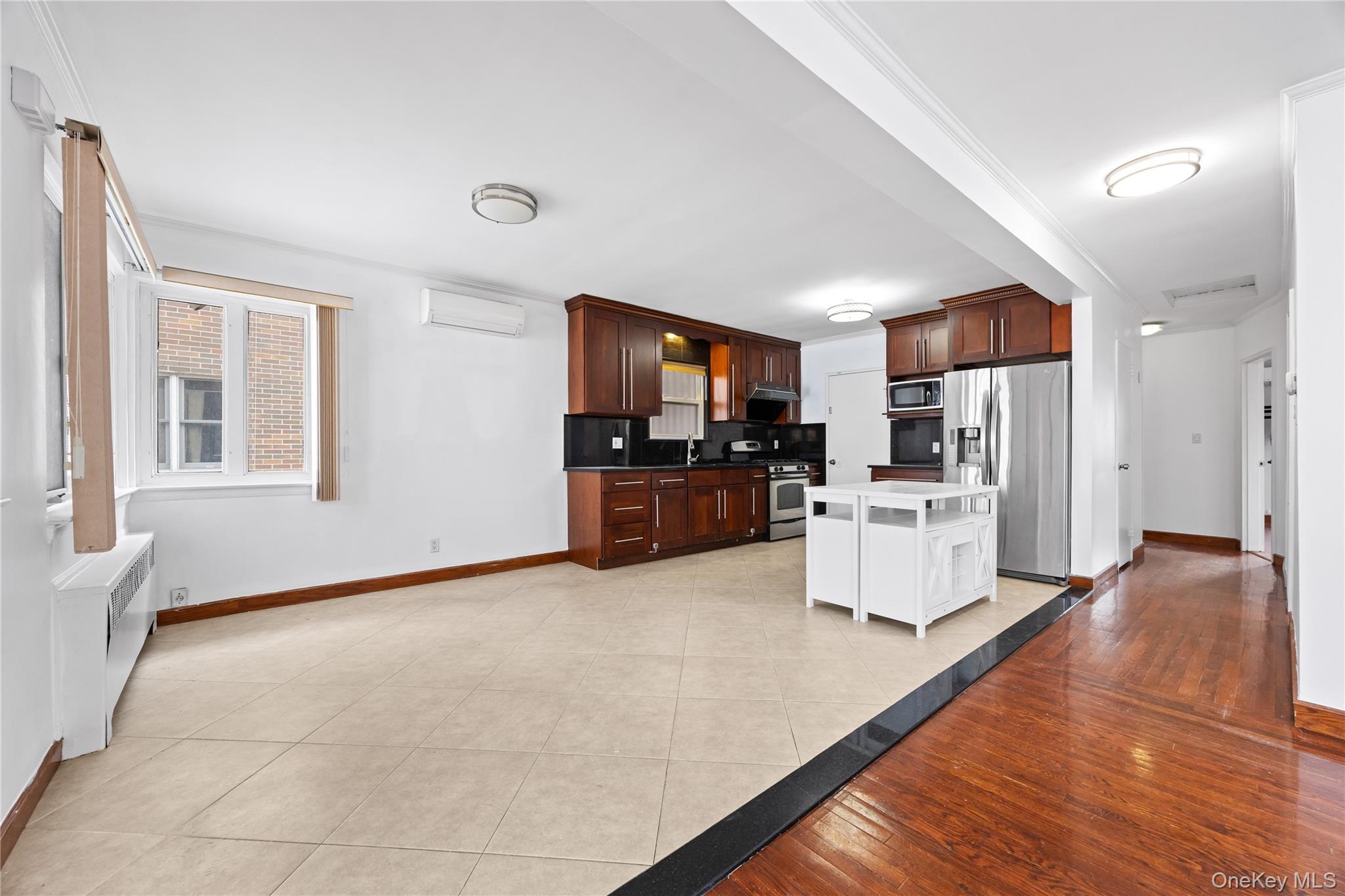 #5 photo, 198-06 51st Avenue, Fresh Meadows , NY 11365