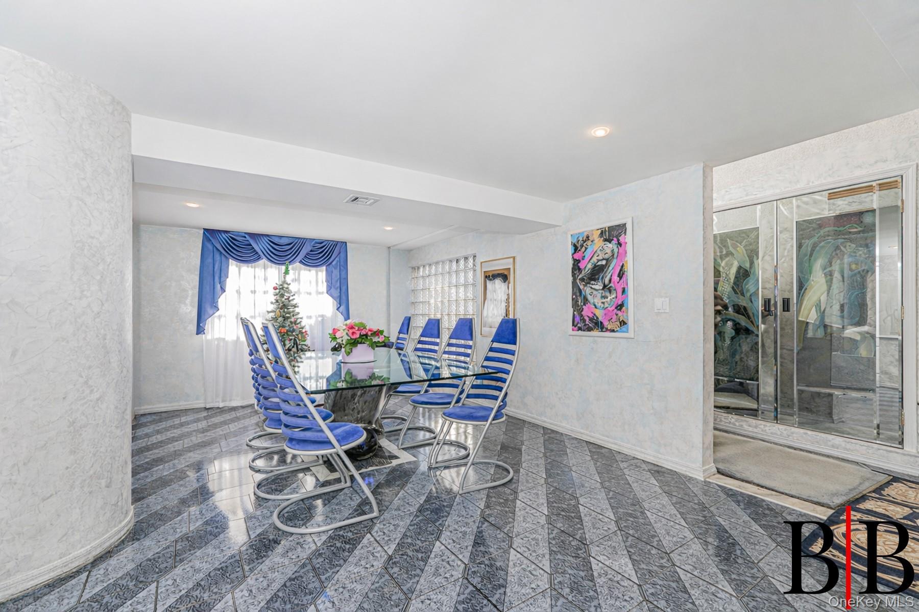 #7 photo, 215 Arkansas Drive, 브루클린 Brooklyn , NY 11234