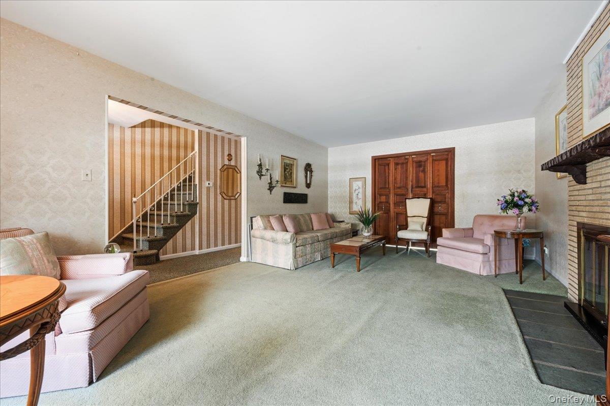 #6 photo, 8 Andover Court, 롱 아일랜드 Garden City , NY 11530