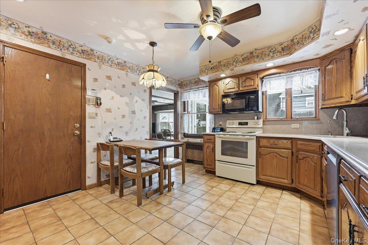 #9 photo, 8 Andover Court, 롱 아일랜드 Garden City , NY 11530