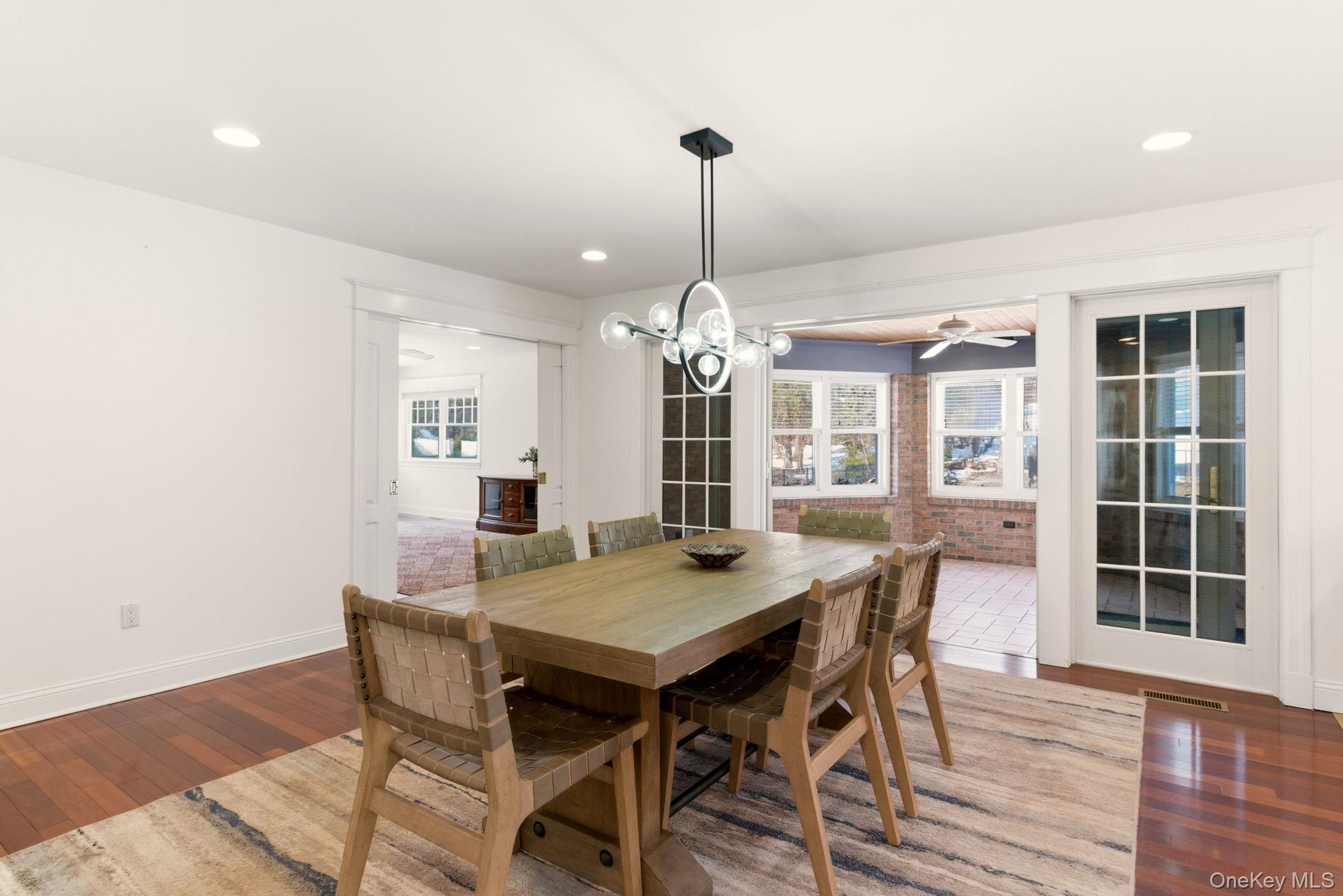 #11 photo, 9 Mariners Court, Саффолк ‖ Centerport , NY 11721