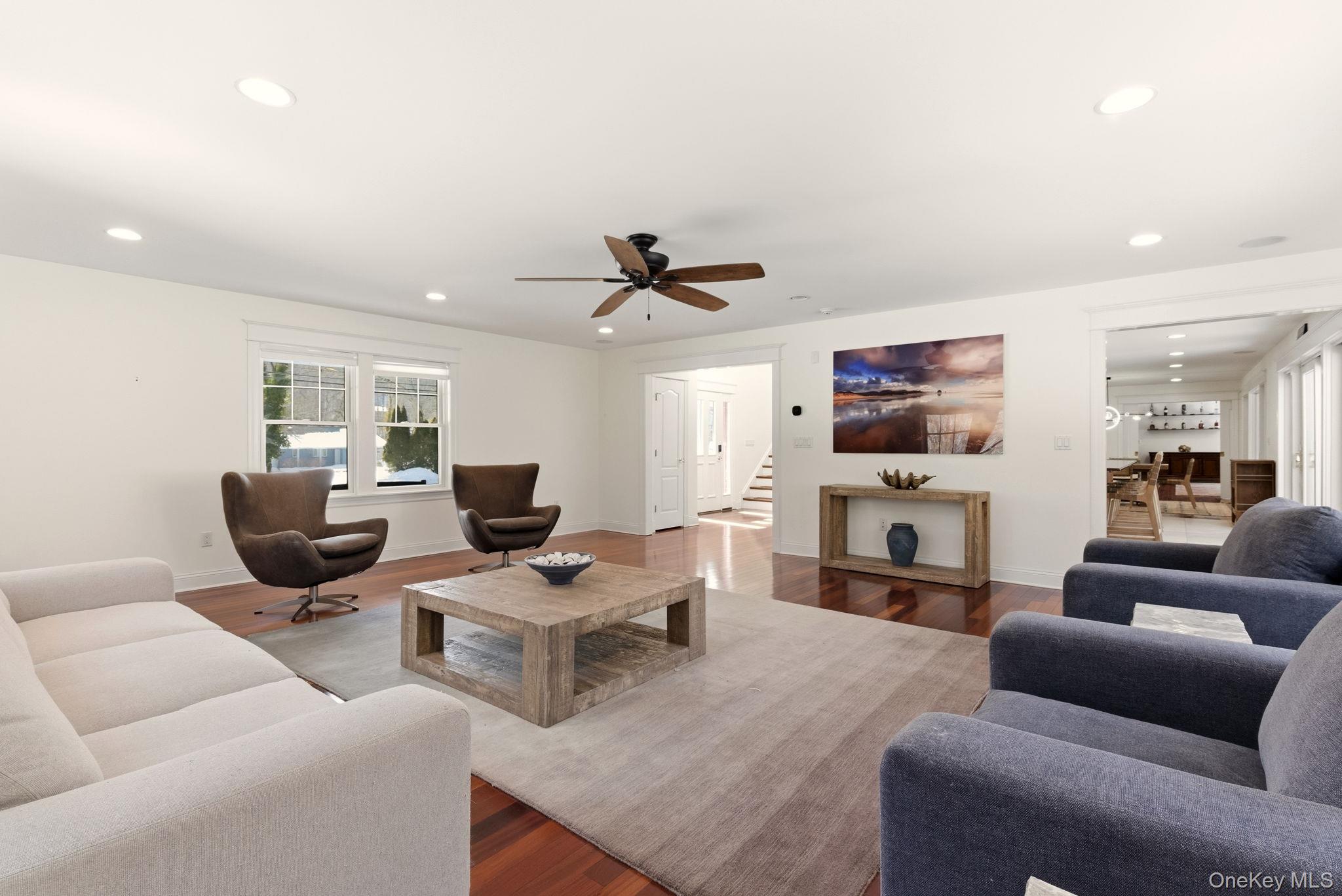 #5 photo, 9 Mariners Court, Саффолк ‖ Centerport , NY 11721