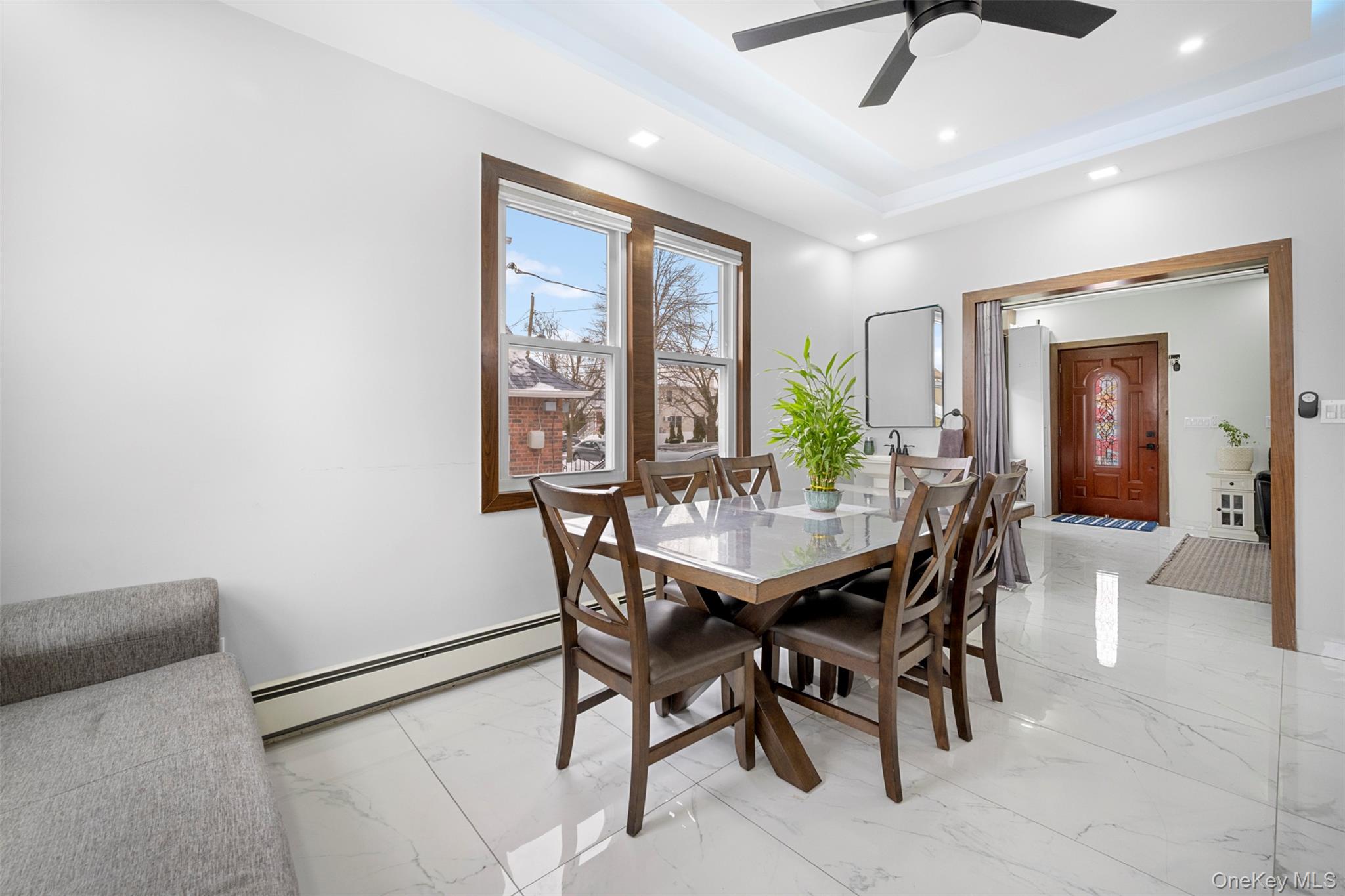 #15 photo, 35 Barwick Street, מחוז נסאו Floral Park , NY 11001