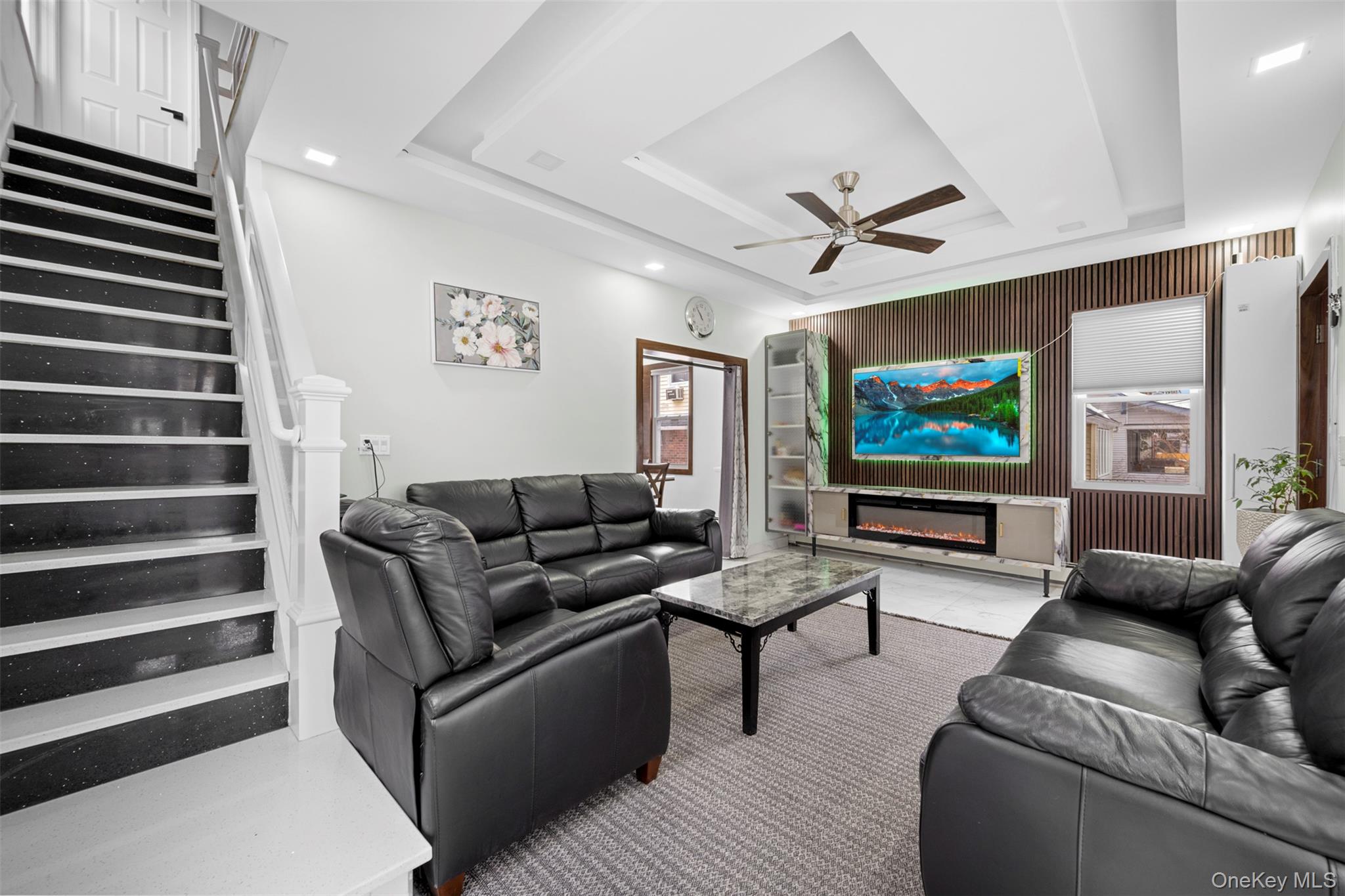 #6 photo, 35 Barwick Street, מחוז נסאו Floral Park , NY 11001