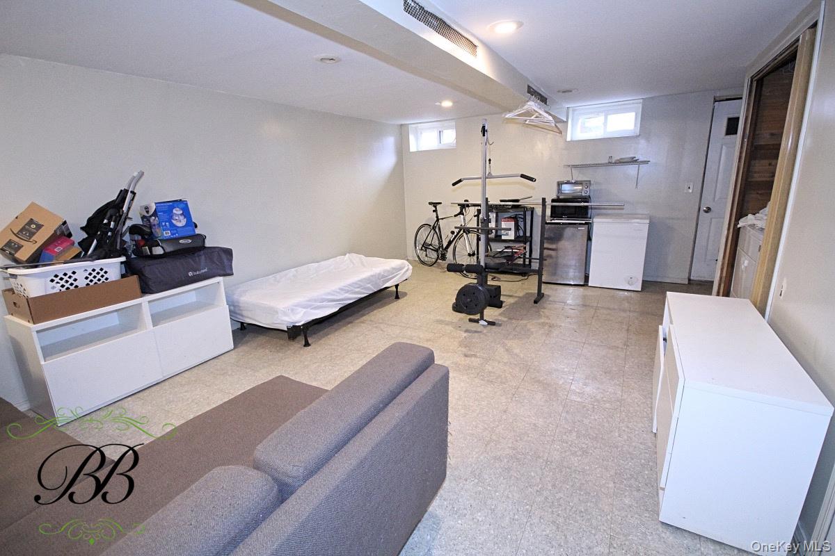 #14 photo, 2534 Ralph Avenue, Бруклин ‖ Brooklyn , NY 11234