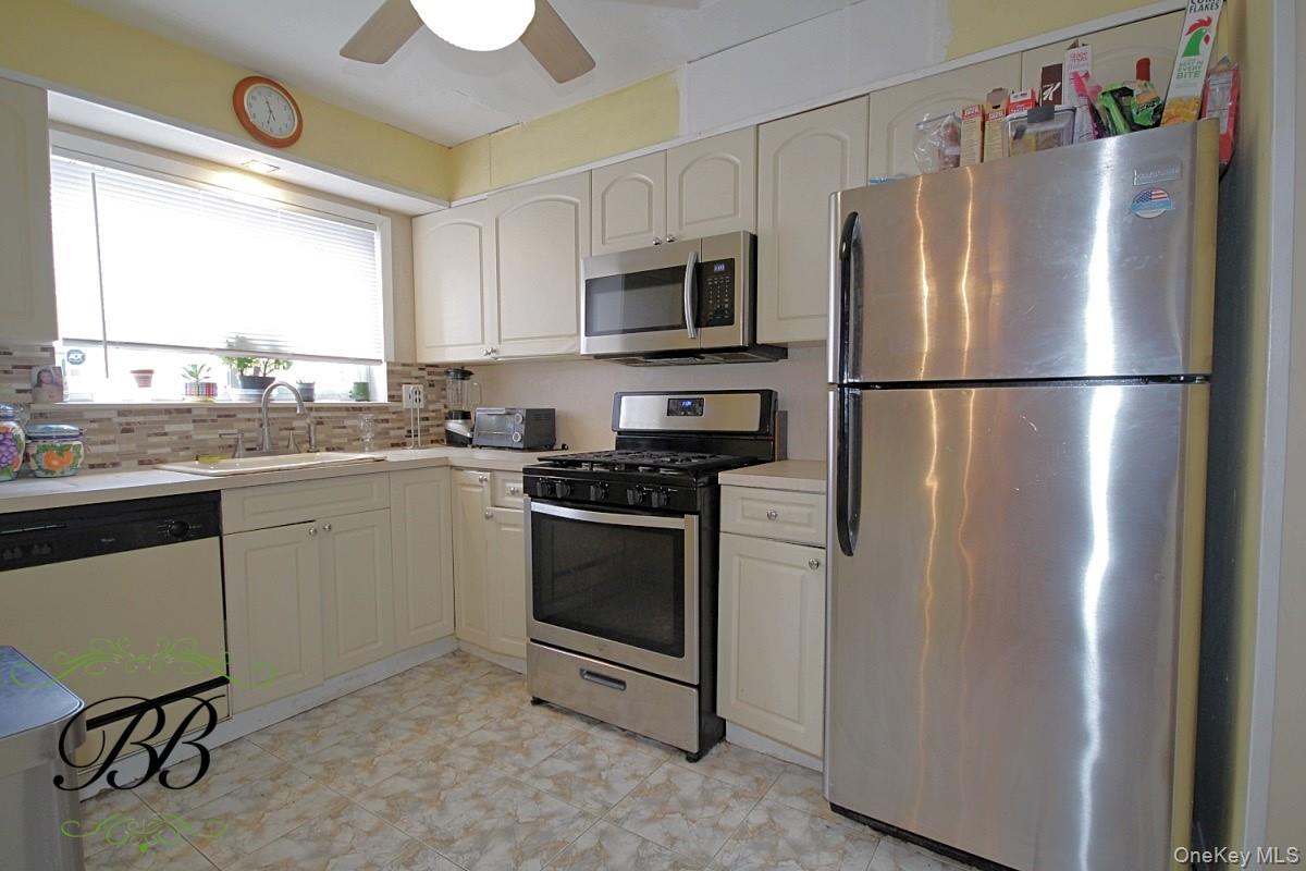 #8 photo, 2534 Ralph Avenue, Бруклин ‖ Brooklyn , NY 11234