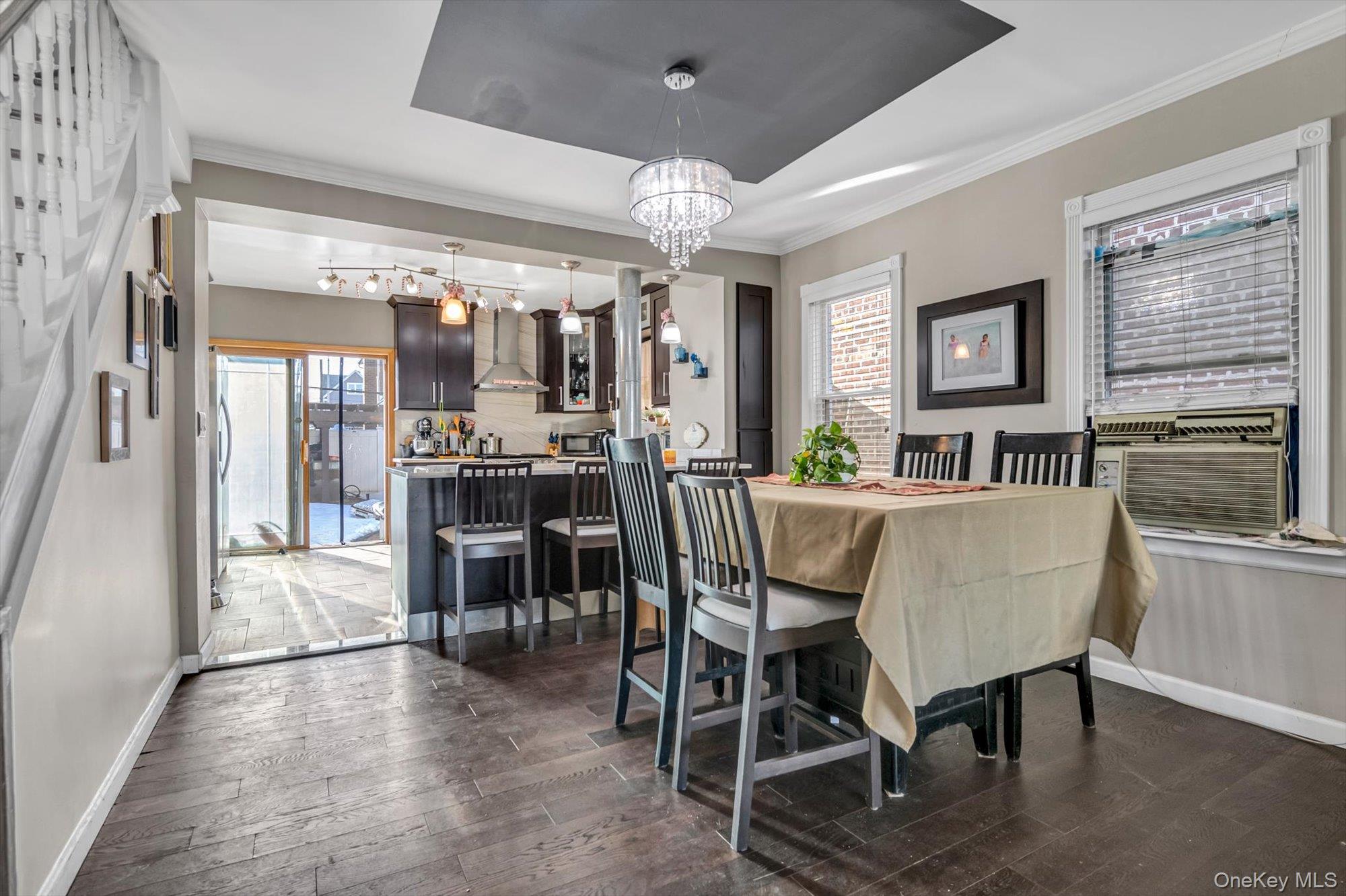 #4 photo, 42-28 189th Street, Flushing , NY 11358