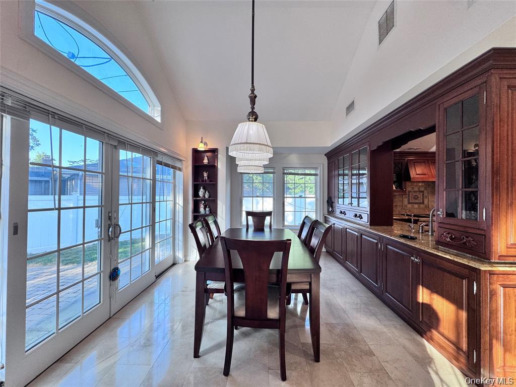 #10 photo, 35 Moss Lane, नासाउ काउंटी Jericho , NY 11753