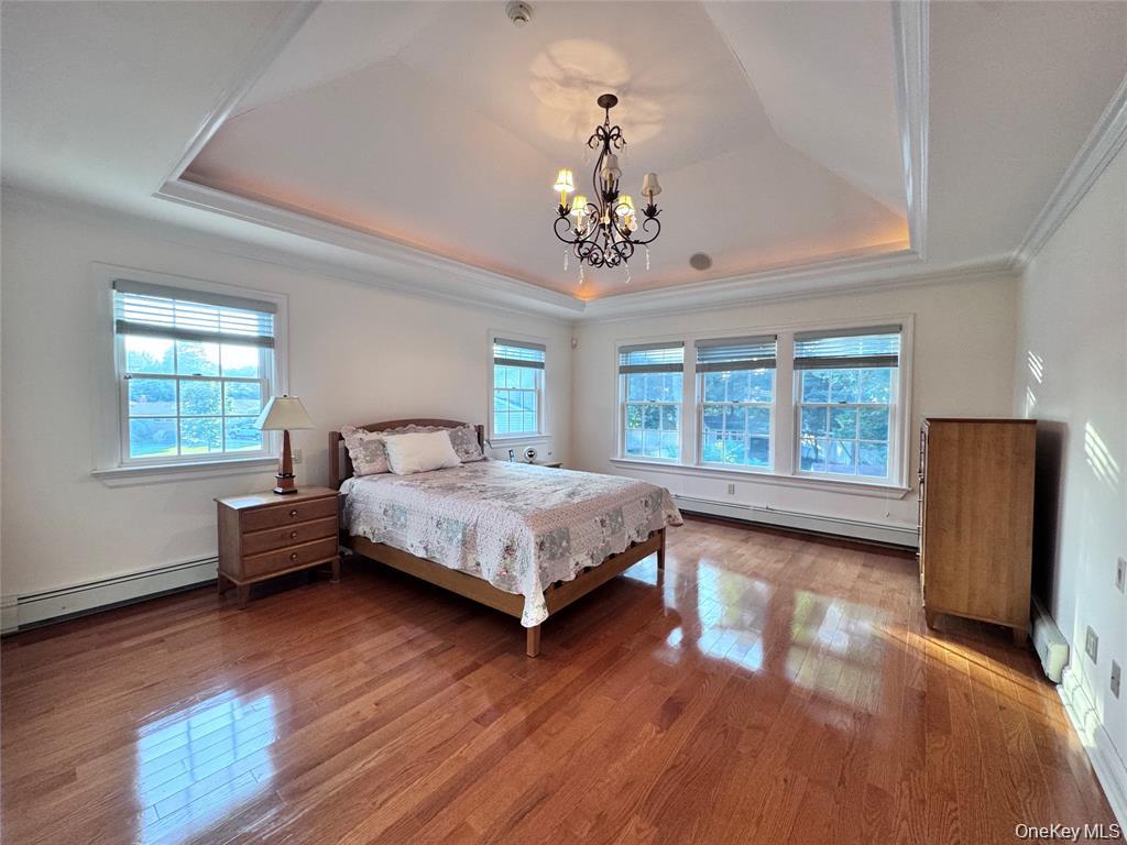 #11 photo, 35 Moss Lane, नासाउ काउंटी Jericho , NY 11753