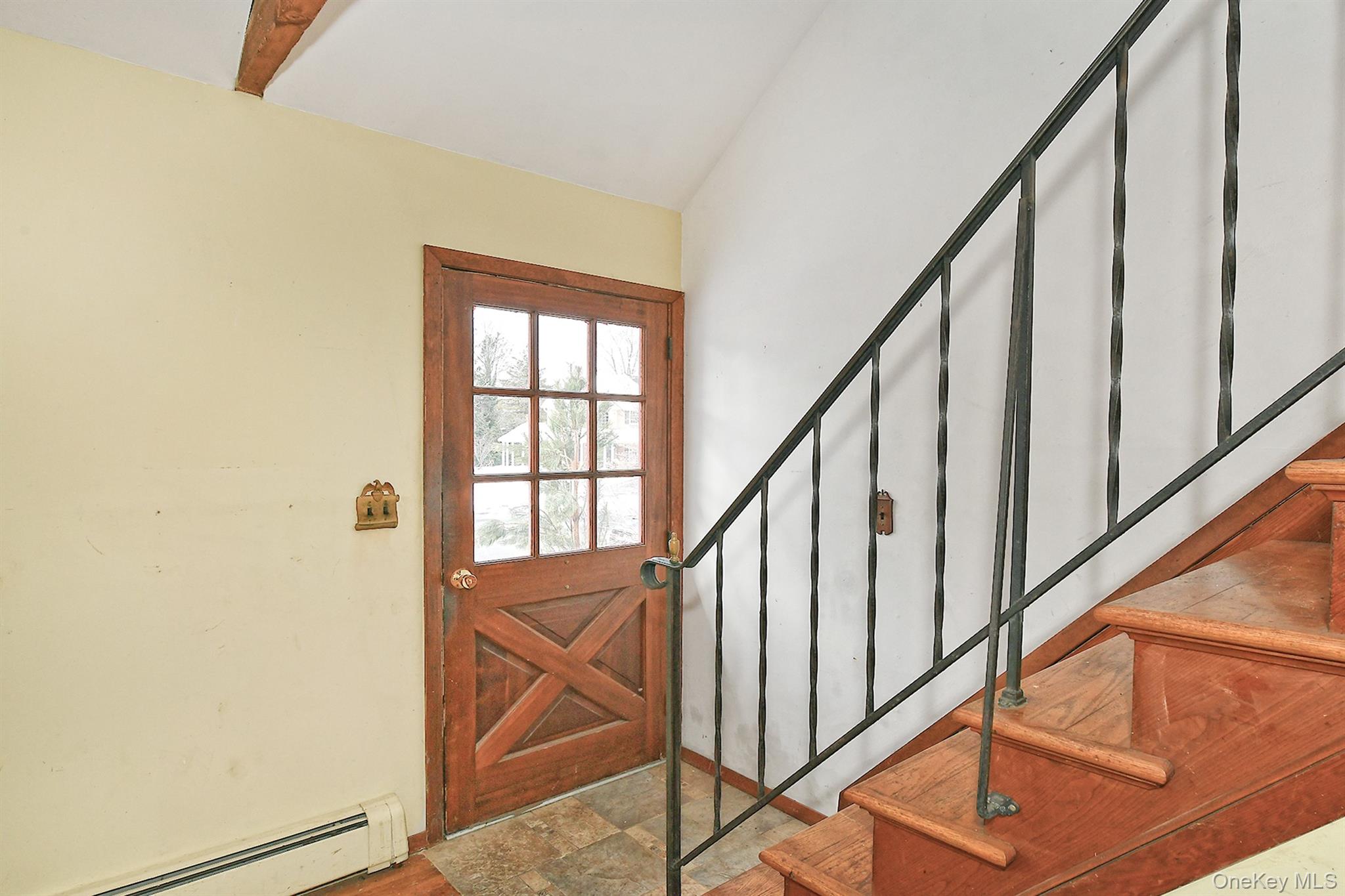 #4 photo, 14 Pocket Court, Northport , NY 11768