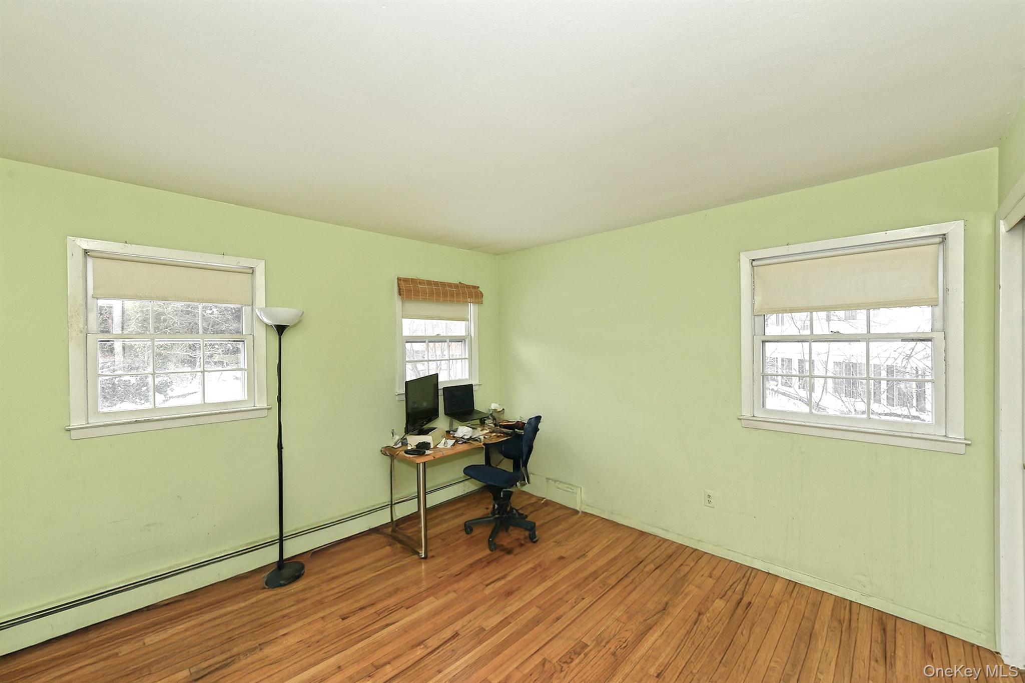 #8 photo, 14 Pocket Court, Northport , NY 11768