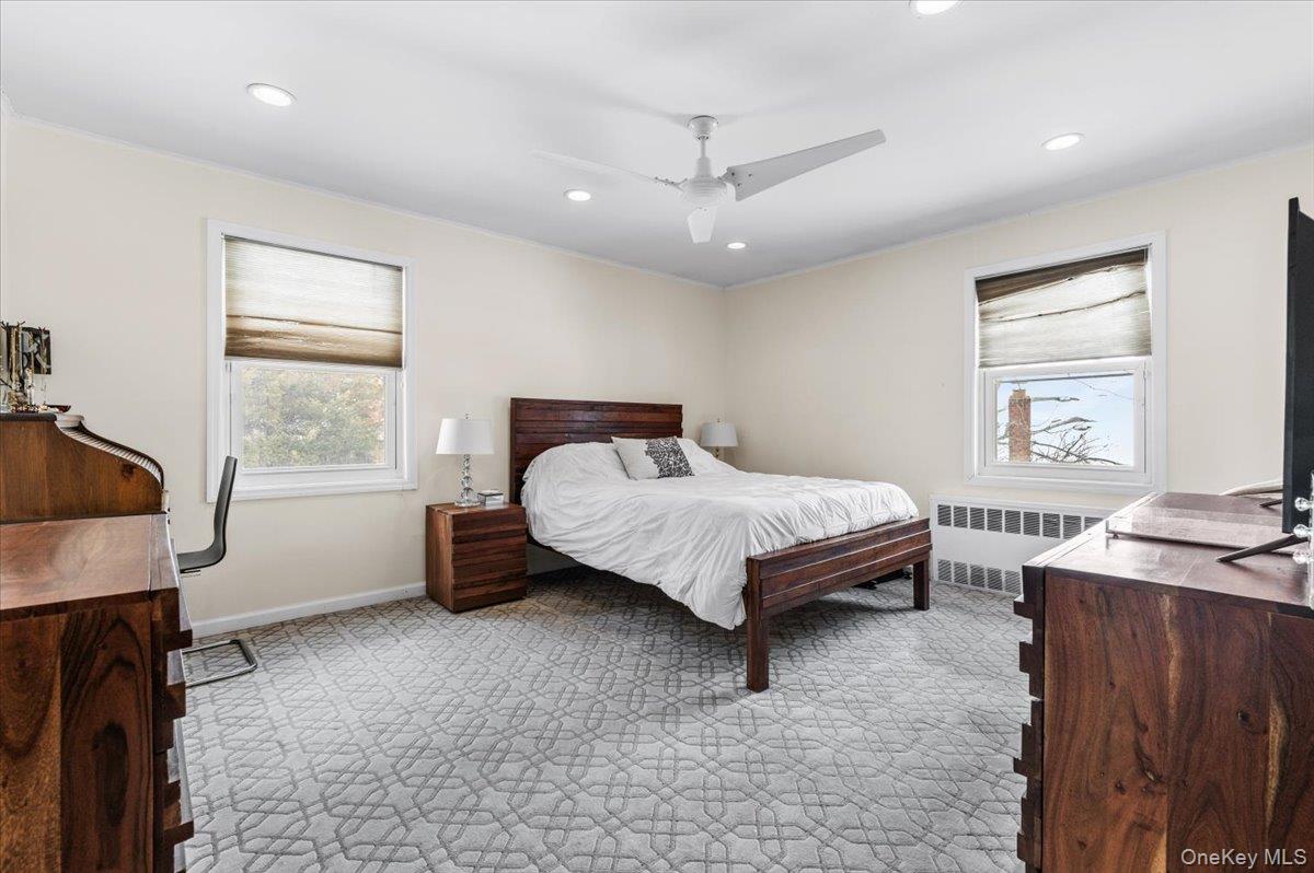 #16 photo, 201 Martin Drive, Syosset , NY 11791