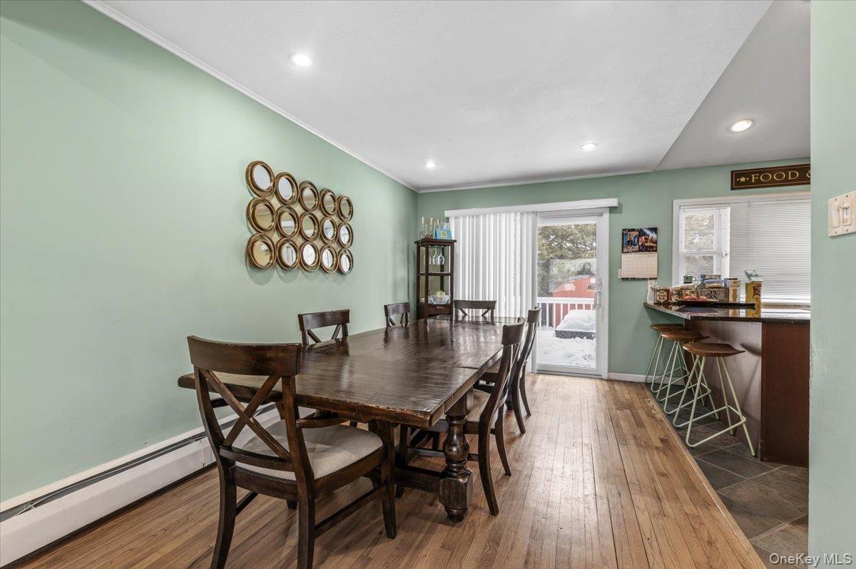 #9 photo, 201 Martin Drive, Syosset , NY 11791