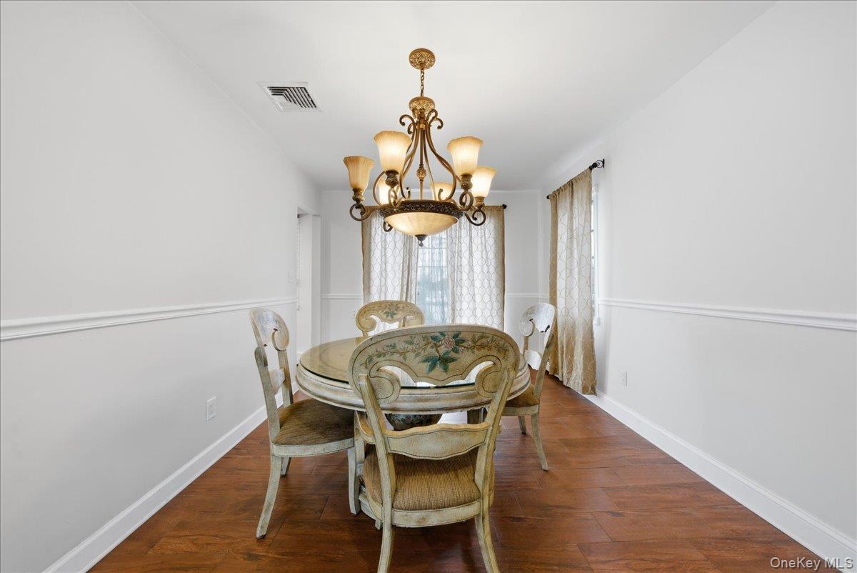 #11 photo, 101 Jetmore Place, Massapequa , NY 11758