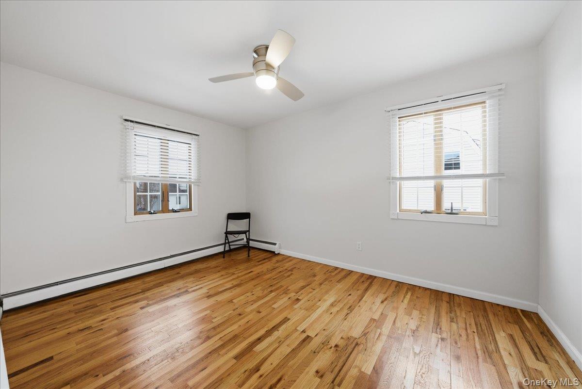 #17 photo, 101 Jetmore Place, Massapequa , NY 11758