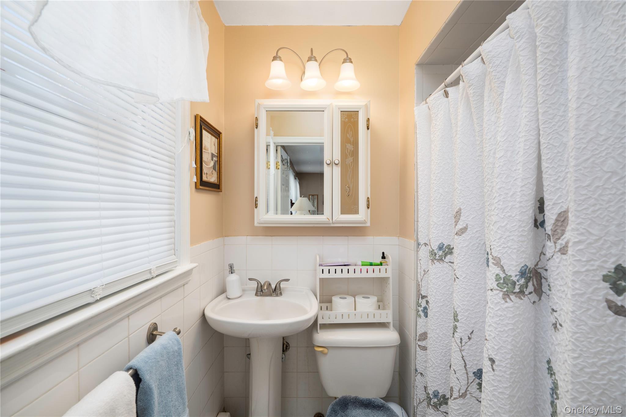 #10 photo, 5 Orange Court, Wappingers Falls , NY 12590