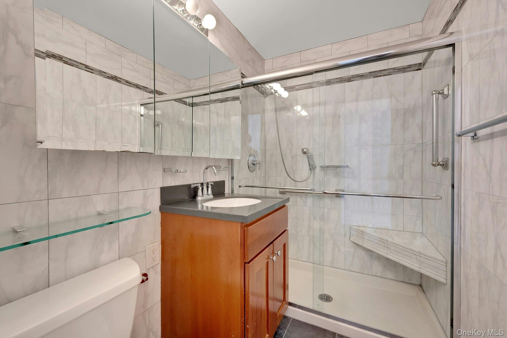 #16 photo, 100 E Hartsdale Avenue, 뉴욕주 Hartsdale , NY 10530