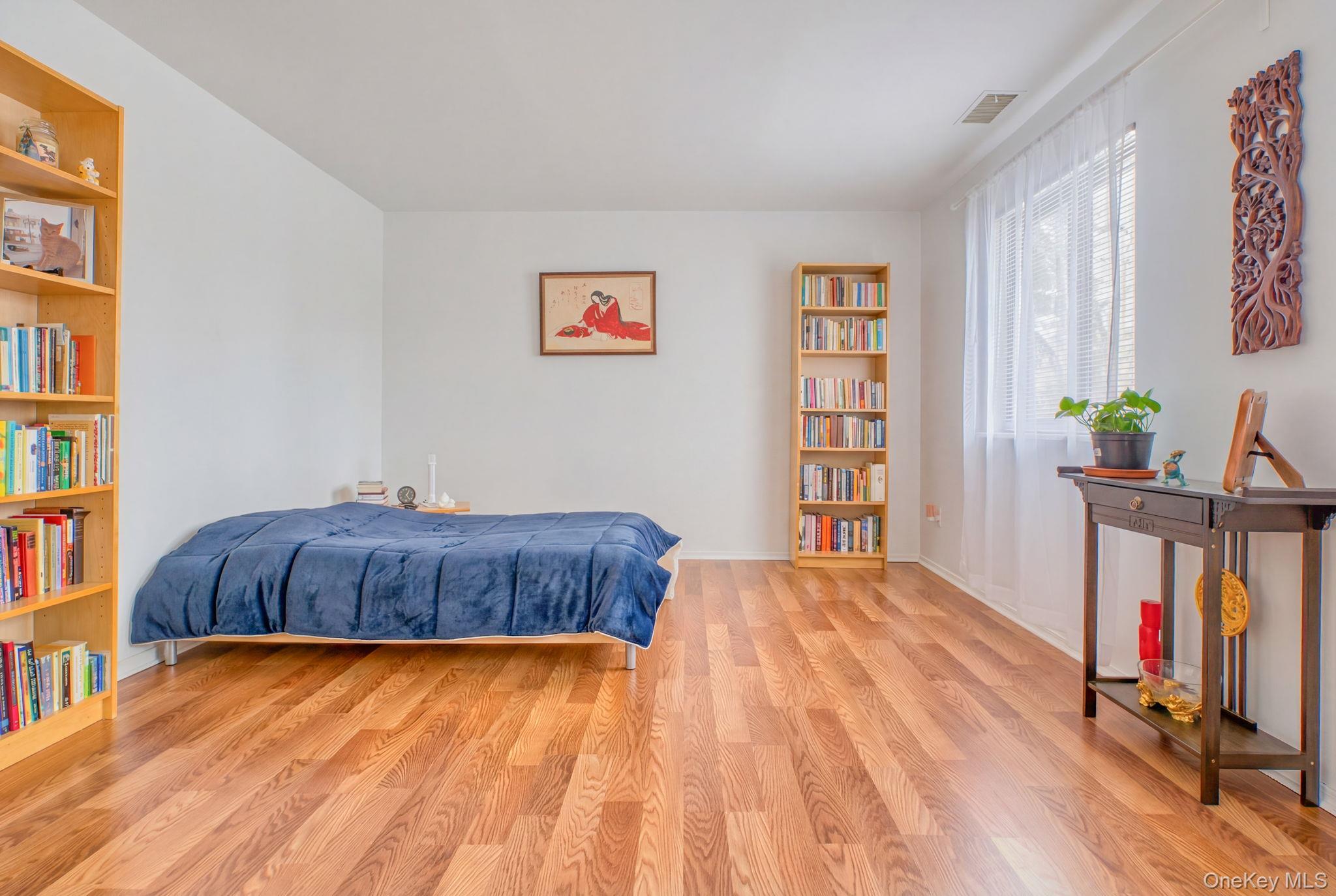 #14 photo, 255 Village Court, Kingston , NY 12401