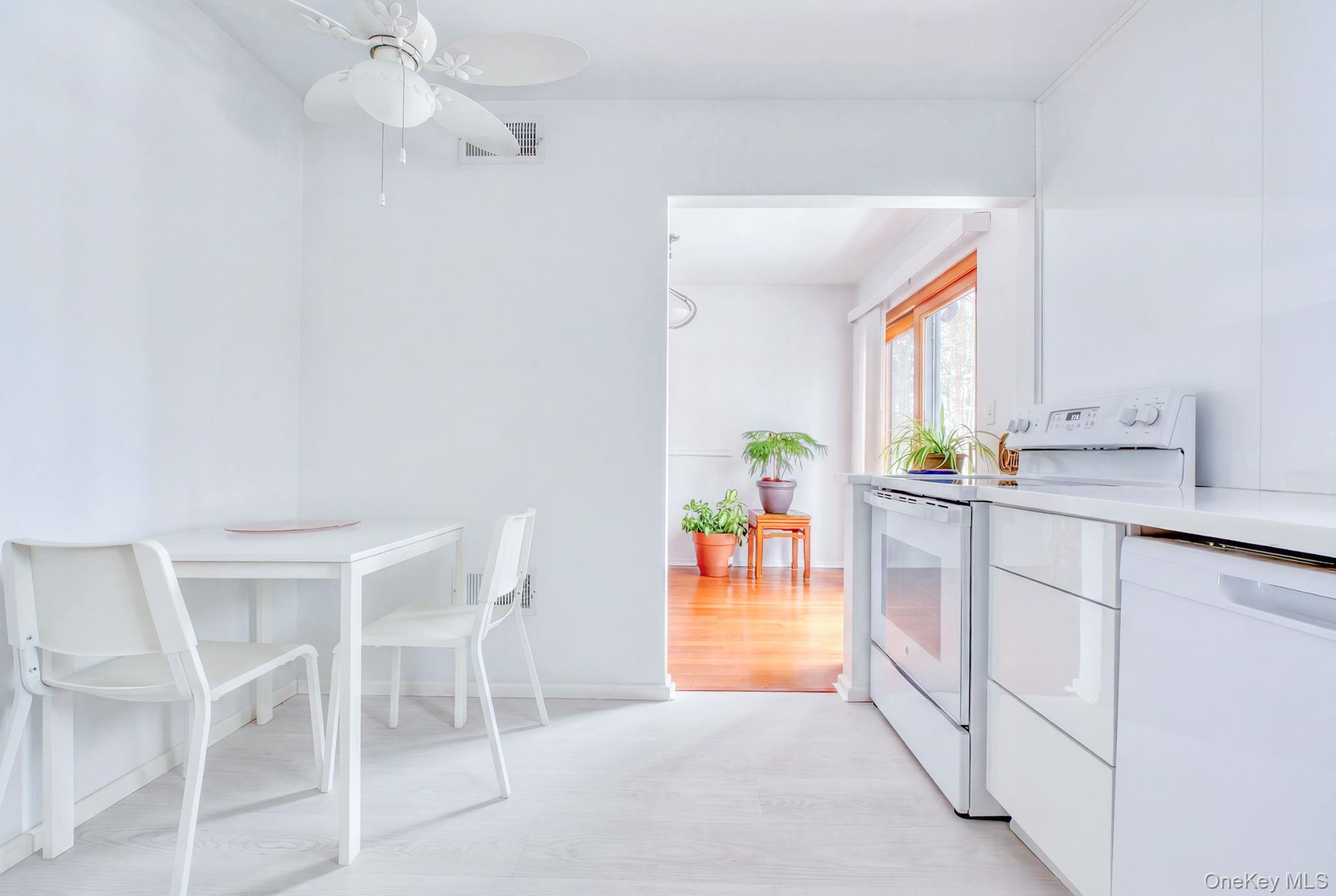 #8 photo, 255 Village Court, Kingston , NY 12401