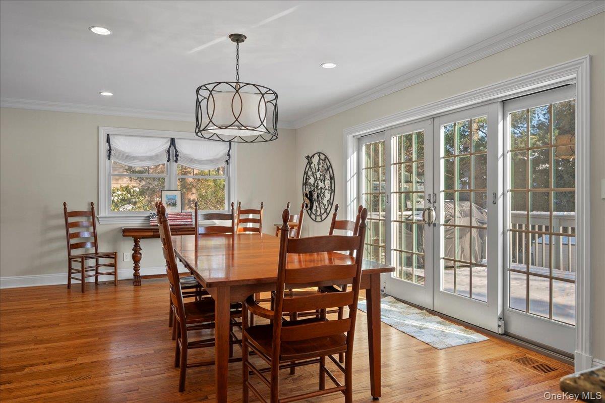 #13 photo, 299 STRATTON Road, New Rochelle , NY 10804