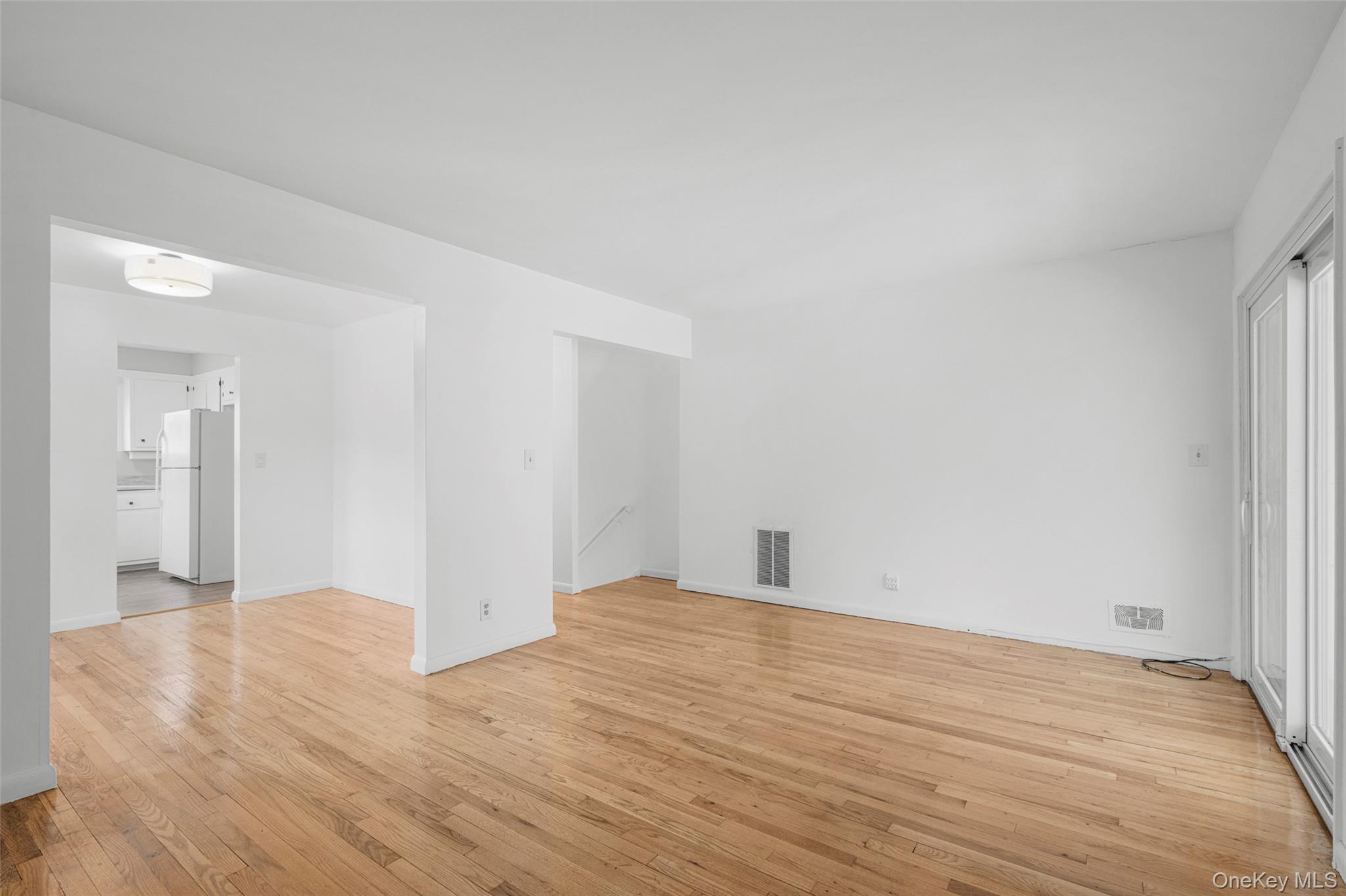 #4 photo, 34 Lockwood Avenue, Yonkers , NY 10701