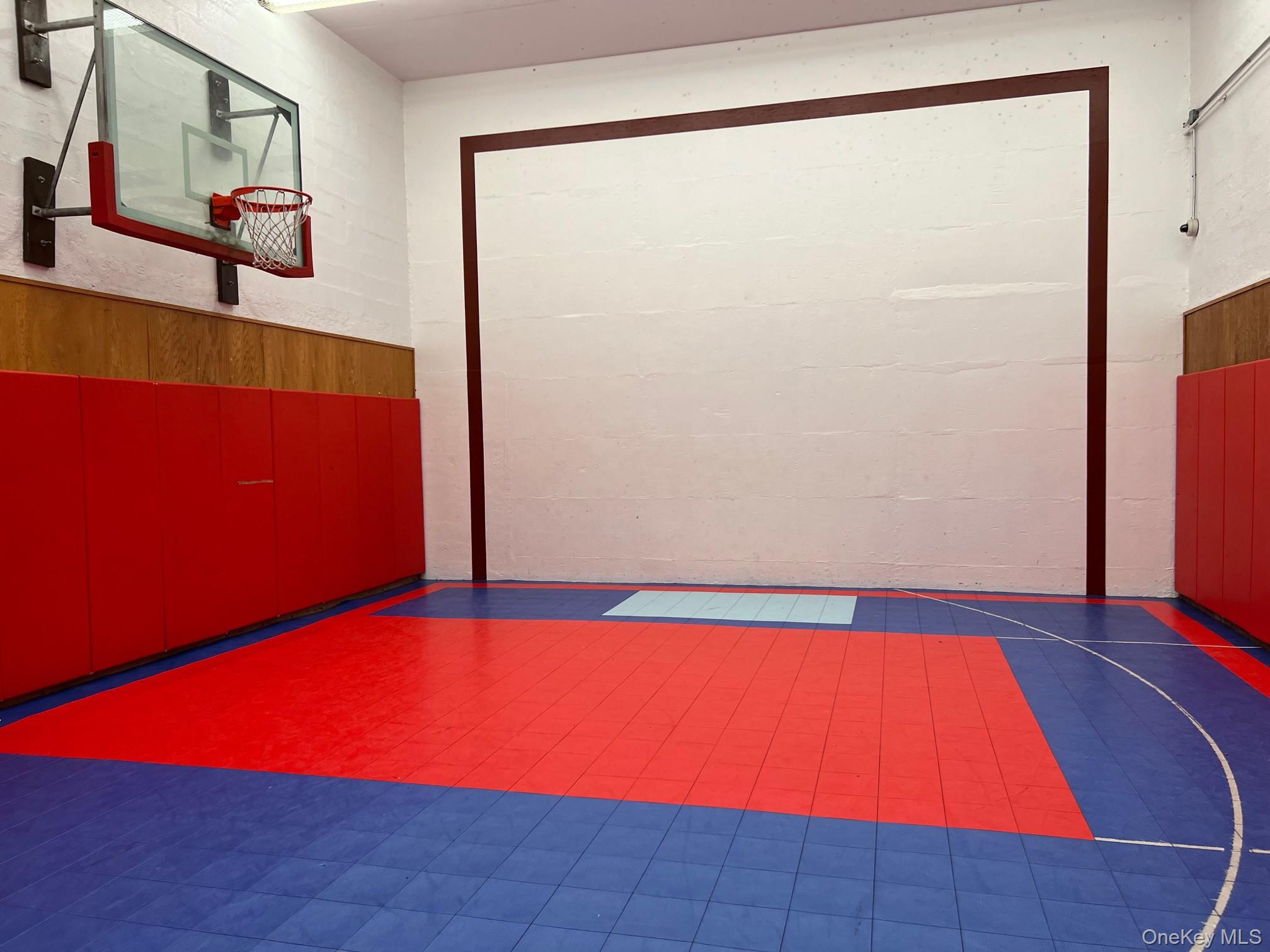 #12 photo, 100 Diplomat Drive, 뉴욕주 Mount Kisco , NY 10549