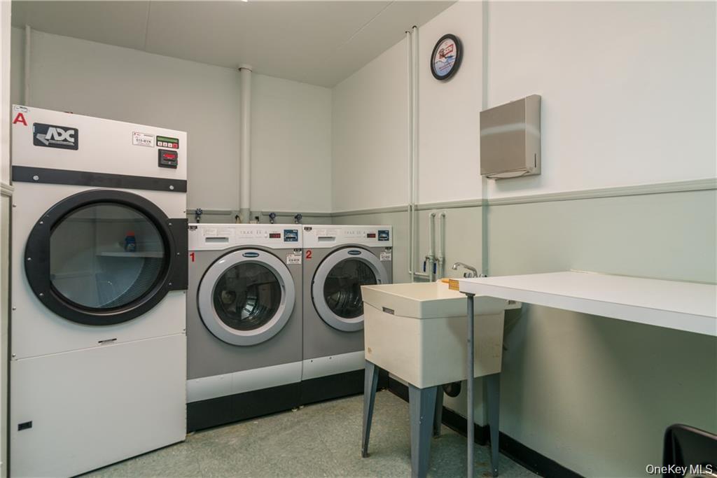 #4 photo, 100 Diplomat Drive, 뉴욕주 Mount Kisco , NY 10549