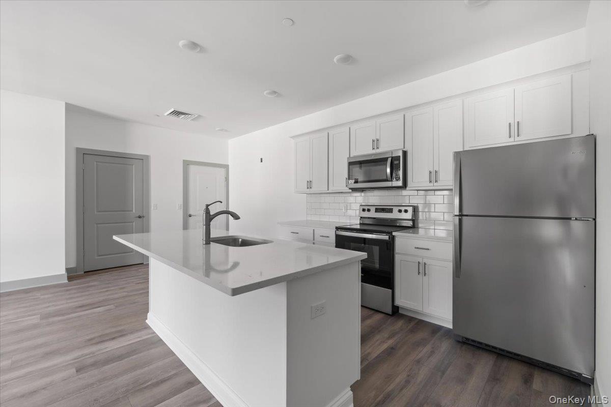 #3 photo, 75 Forester Avenue, Warwick , NY 10990