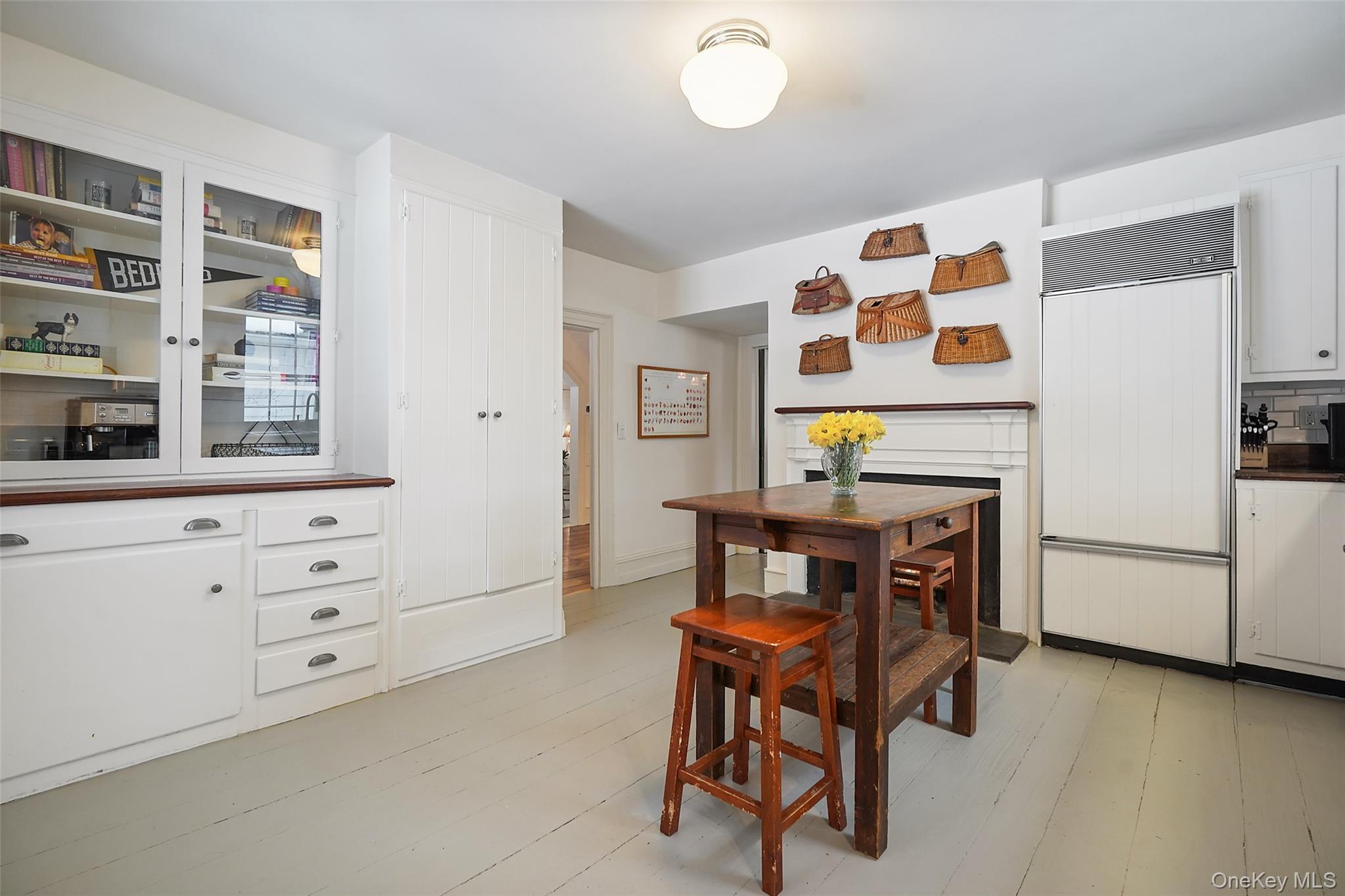 #11 photo, 908 Old Post Road, Bedford , NY 10506