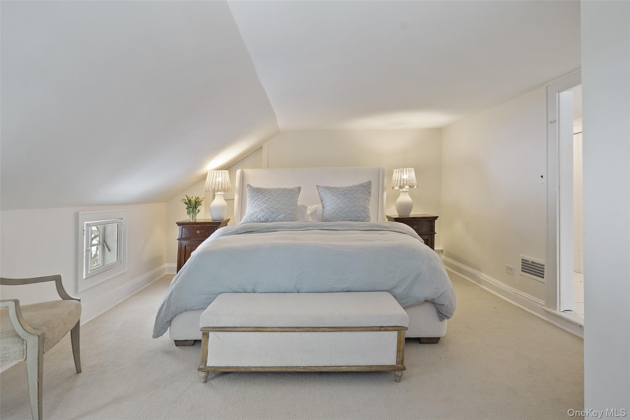 #17 photo, 908 Old Post Road, Bedford , NY 10506