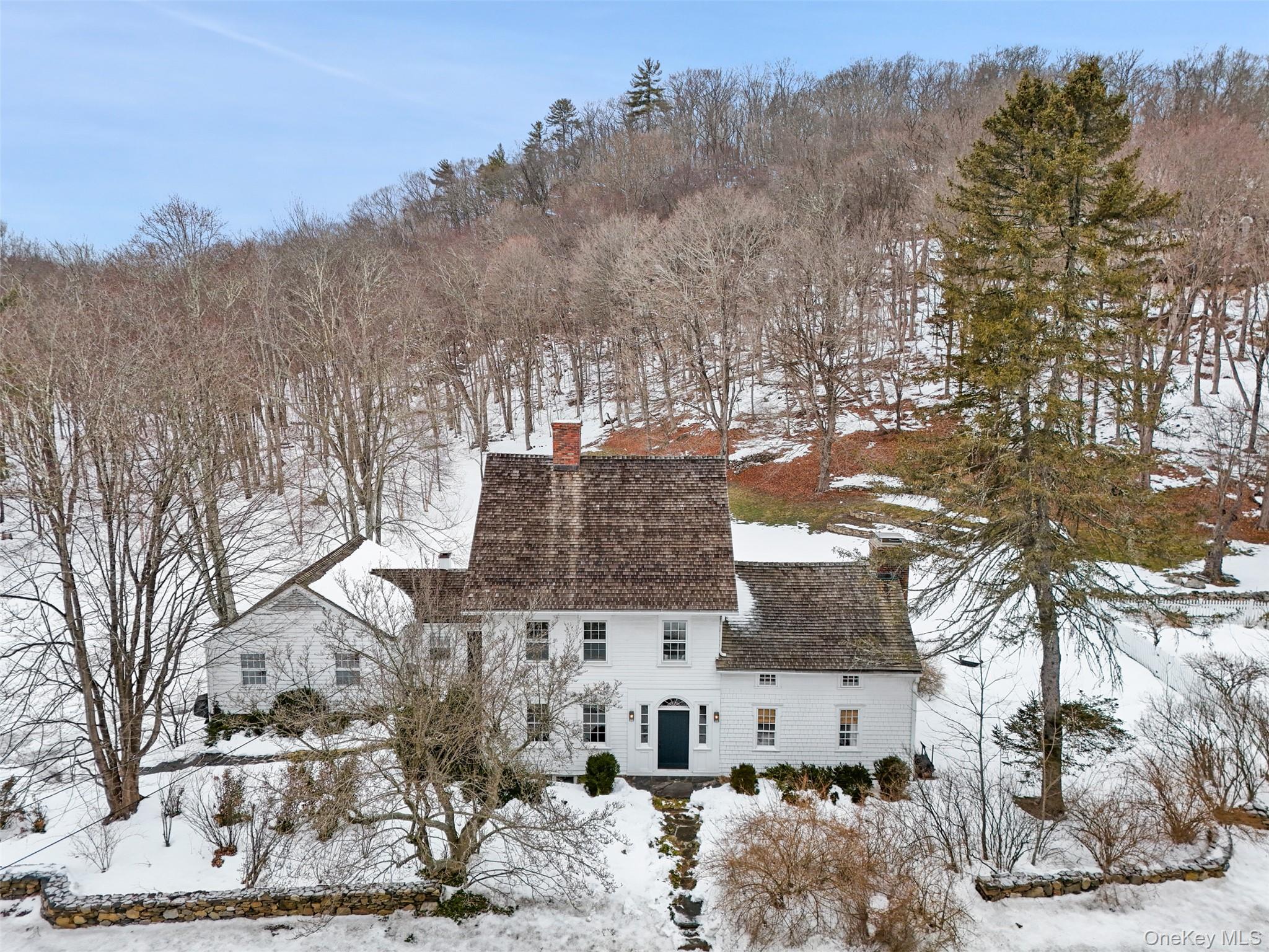 #3 photo, 908 Old Post Road, Bedford , NY 10506