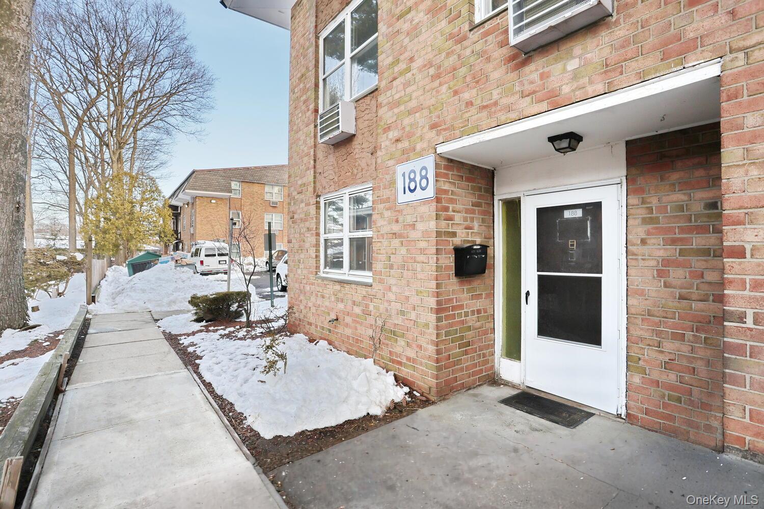 #20 photo, 188 Kearsing Parkway, Monsey , NY 10952