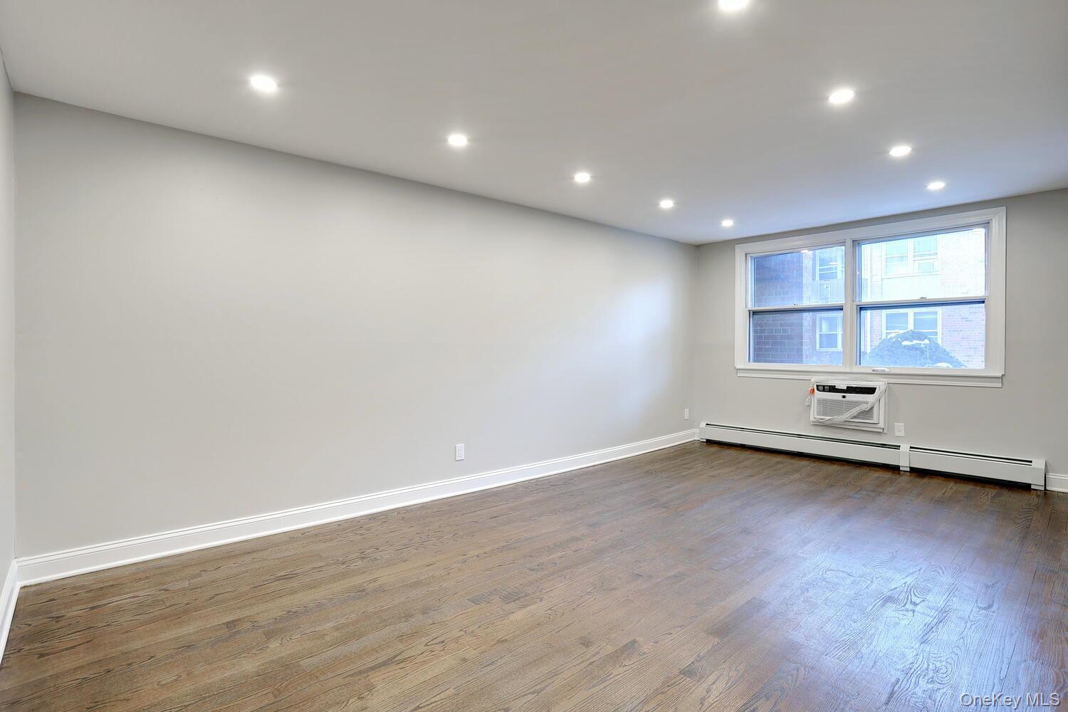 #4 photo, 188 Kearsing Parkway, Monsey , NY 10952