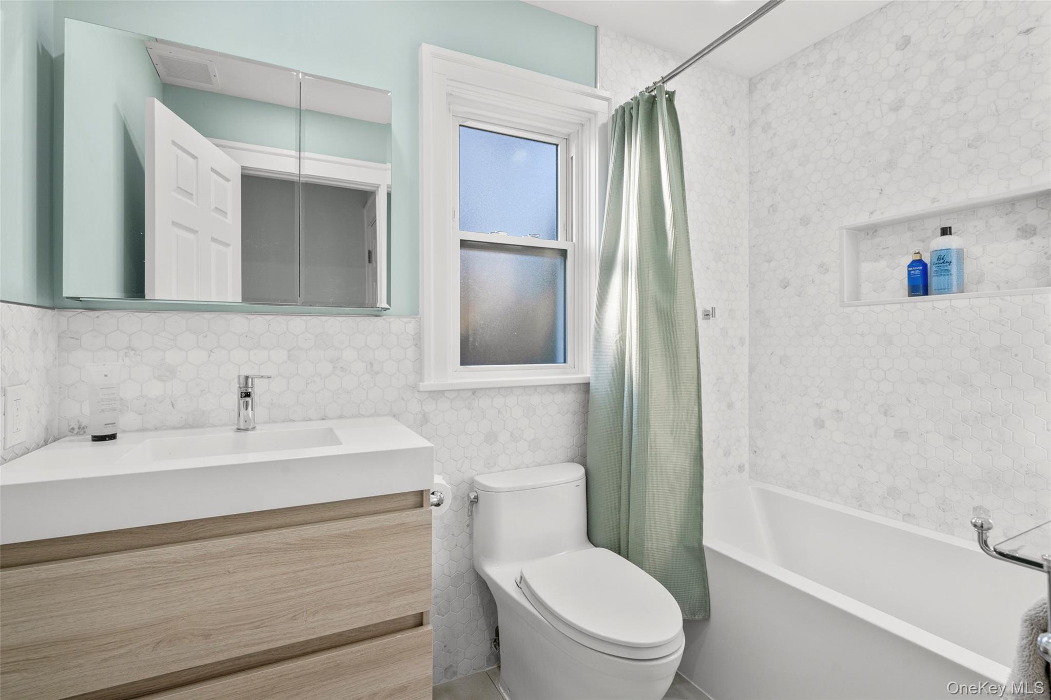 #18 photo, 85 Lakeview Avenue, Scarsdale , NY 10583