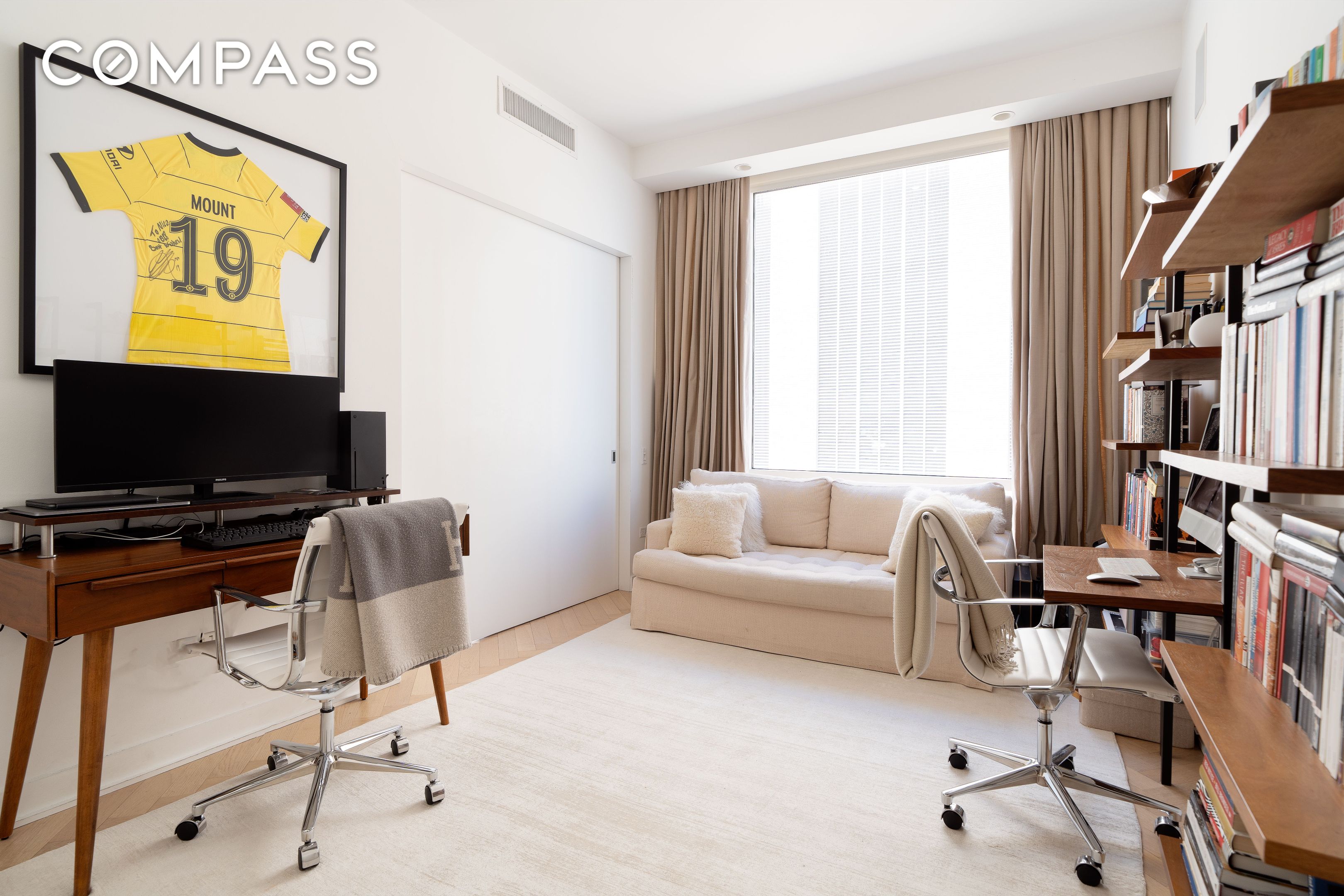 #8 photo, 330 Spring Street, Манхэттен ‖ Hudson Square , NY 10013