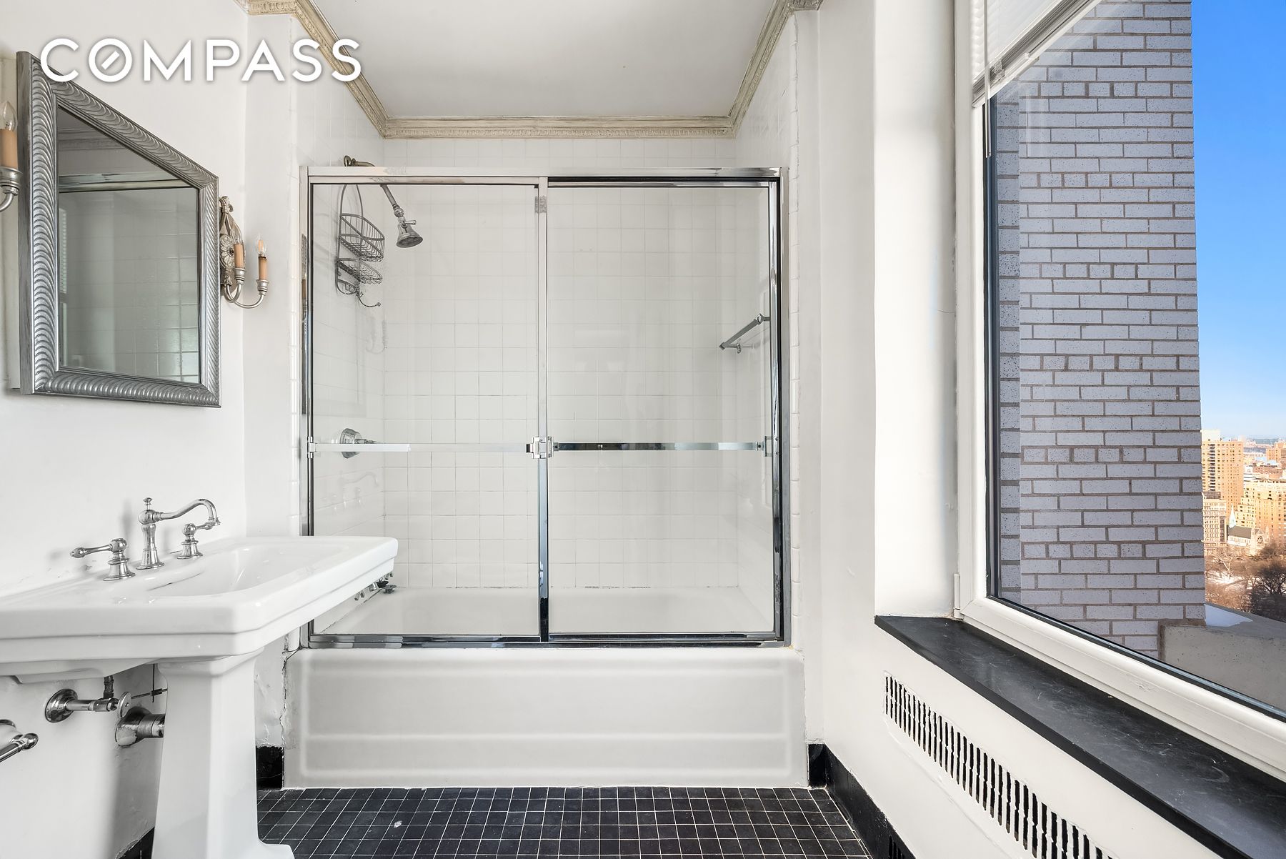 #7 photo, 150 Central Park S, מנהטן Central Park South , NY 10019