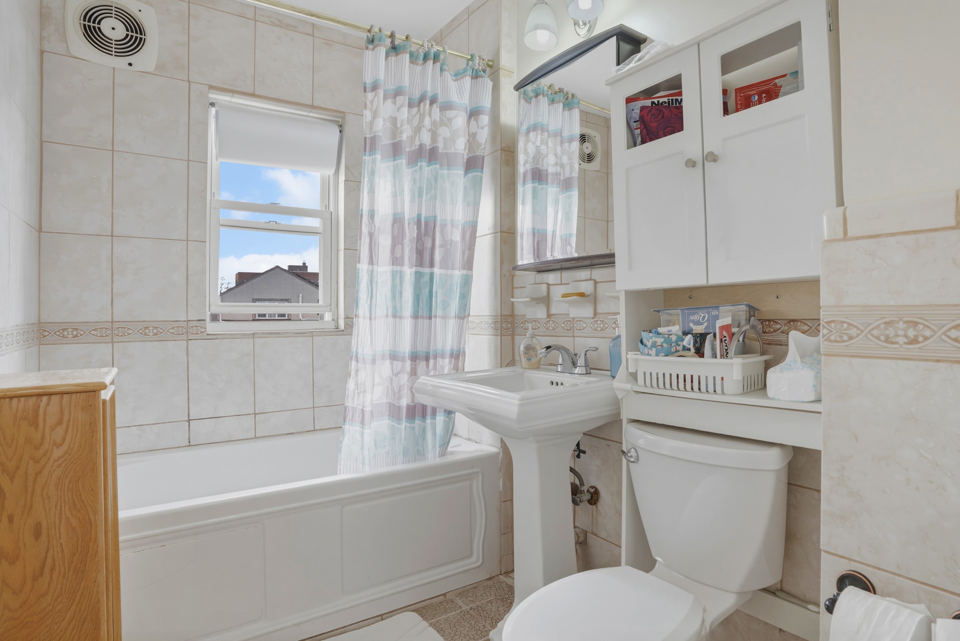 #10 photo, 147-42 Hoover Avenue, Briarwood , NY 11435