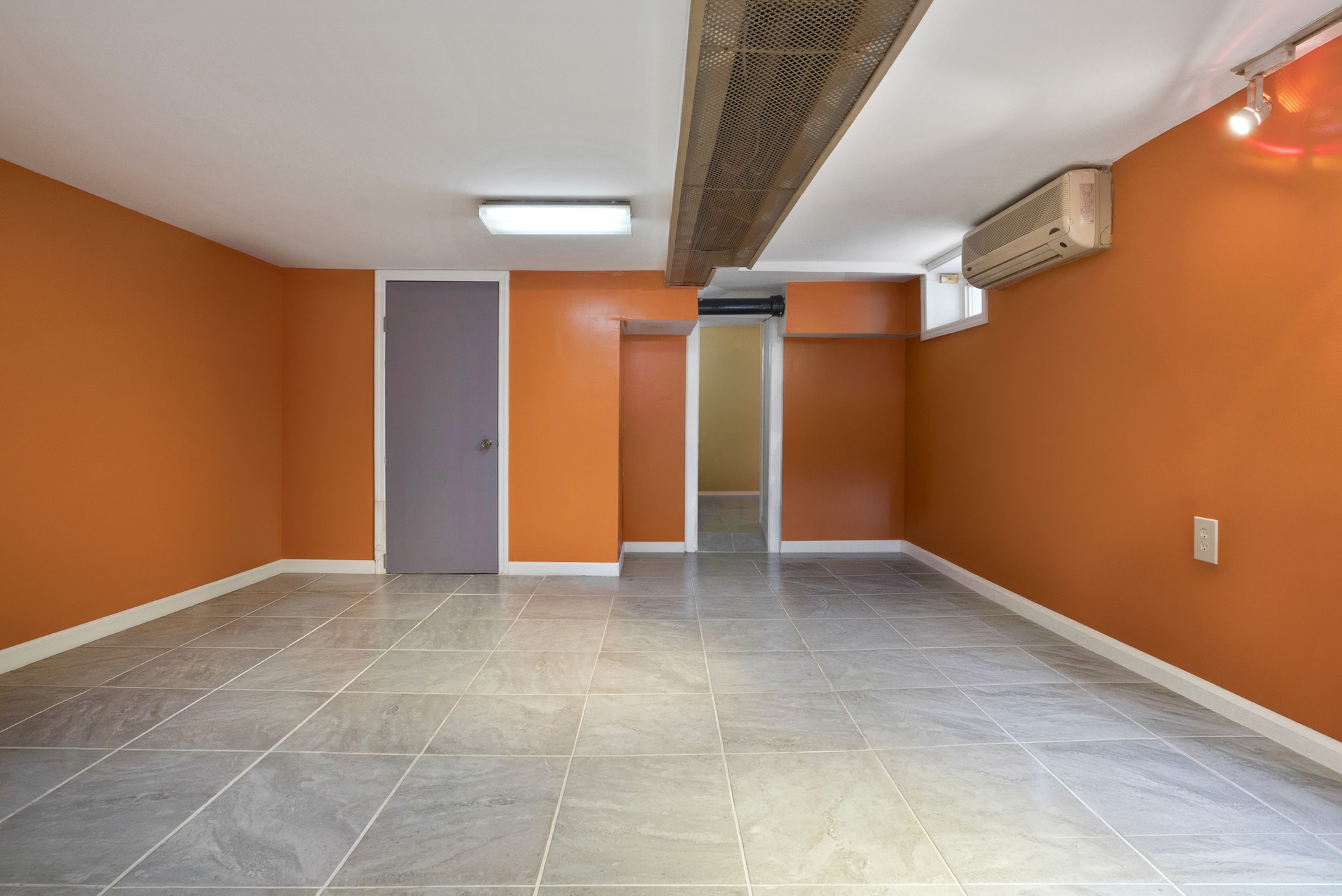 #12 photo, 147-42 Hoover Avenue, Briarwood , NY 11435