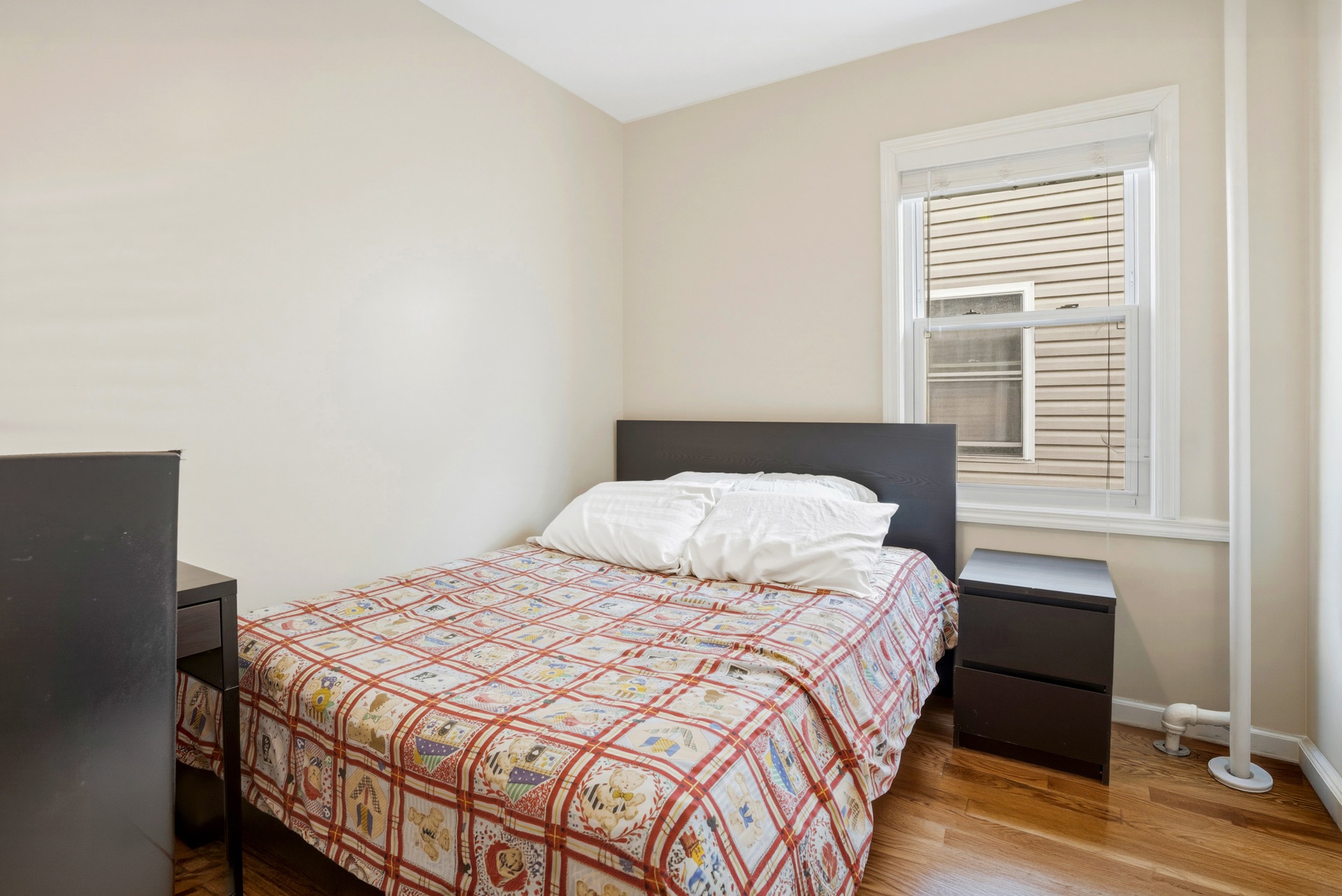 #9 photo, 147-42 Hoover Avenue, Briarwood , NY 11435