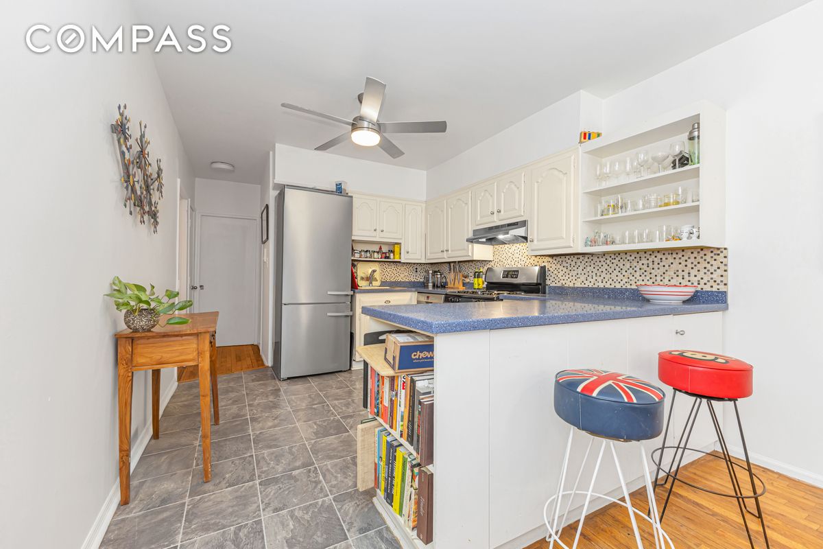 #6 photo, 503 Clinton Street, Carroll Gardens , NY 11231