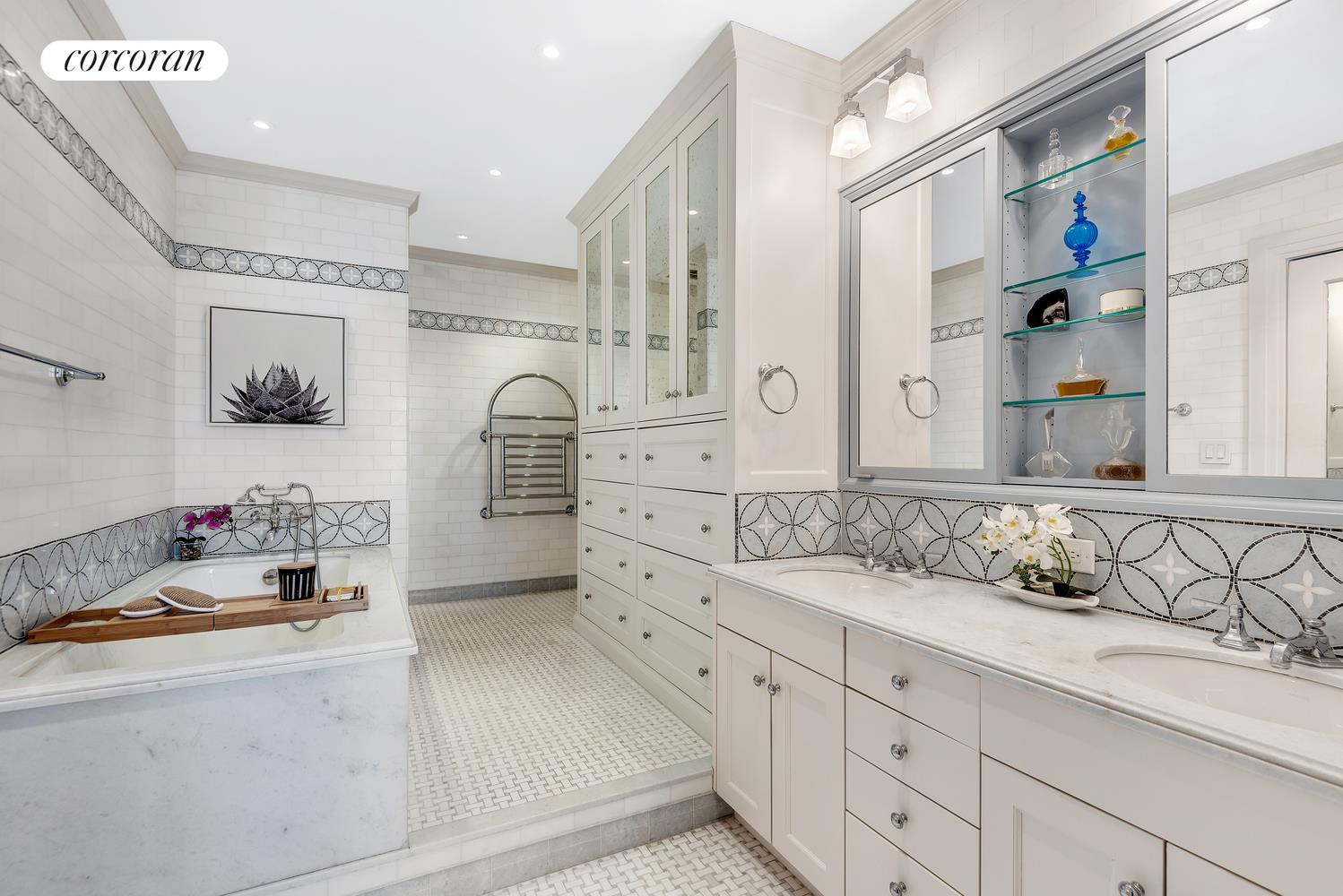 #15 photo, 340 W 57TH Street, Hell's Kitchen , NY 10019