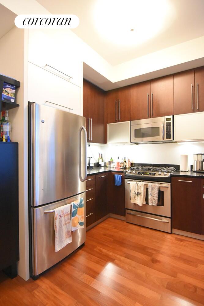 #4 photo, Brooklyn, DUMBO , NY 11201