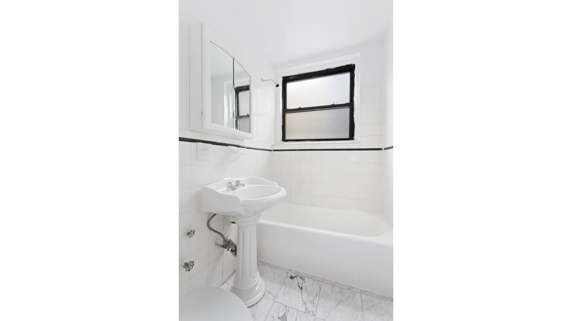 #4 photo, 414 W 44TH Street, Hell's Kitchen , NY 10036